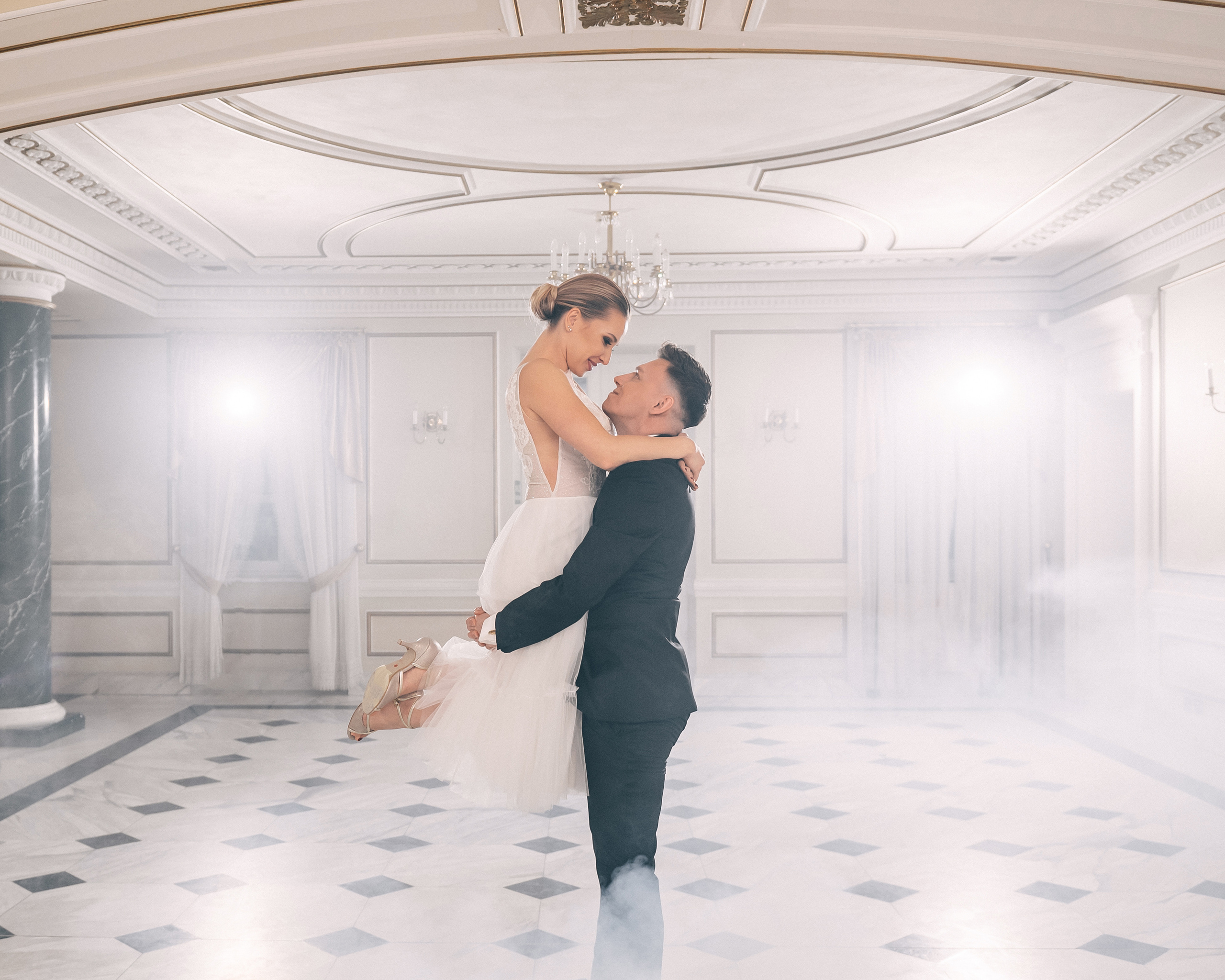 Weddings. Calgary wedding photo and video. Photographer Andrii Bielikov