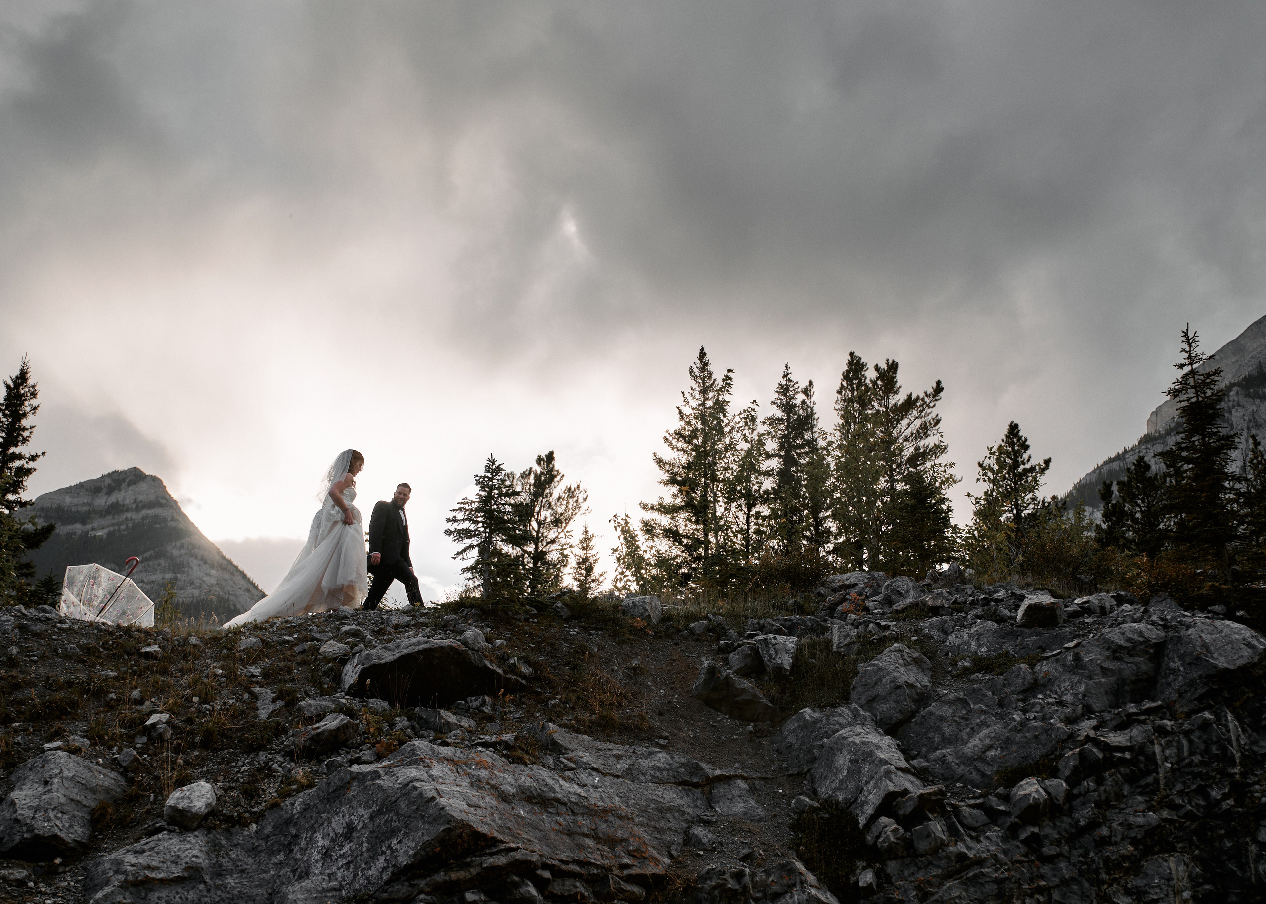 Benjamin&Courtney. Wedding in Kananaskis Park. Calgary wedding photo and video. Photographer Andrii Bielikov