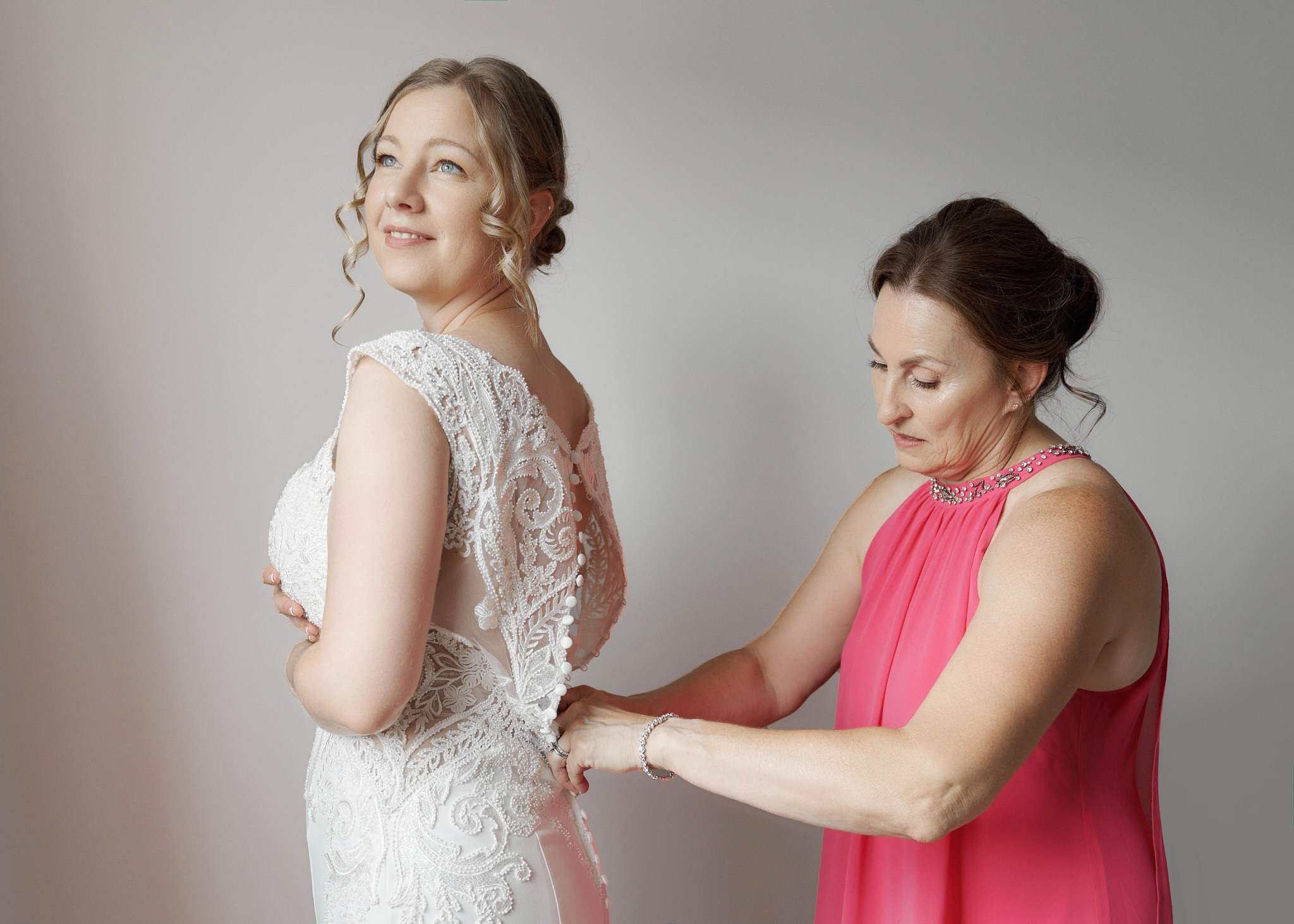 Femi & Jen. Calgary wedding photo and video. Photographer Andrii Bielikov