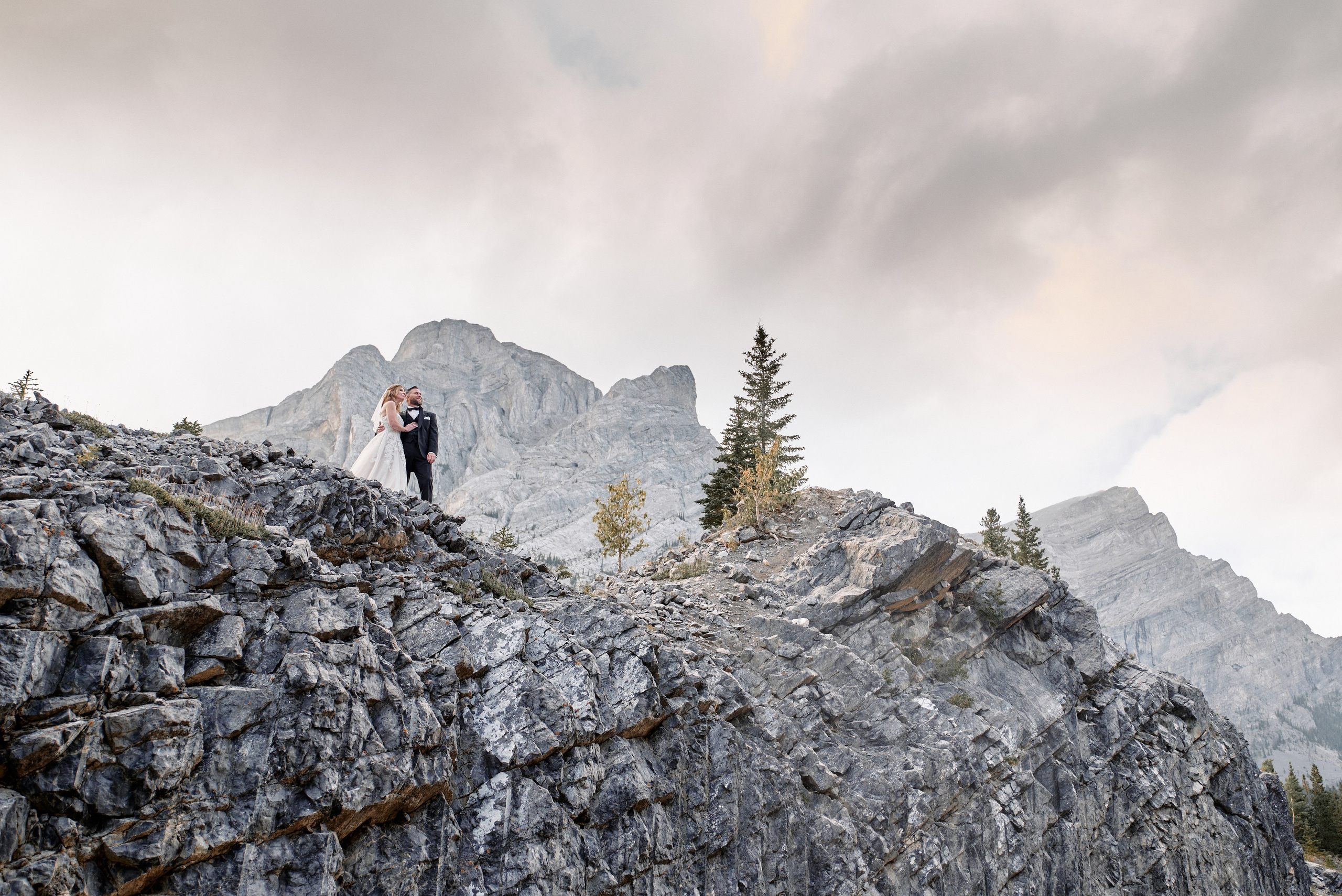 Benjamin&Courtney. Wedding in Kananaskis Park. Calgary wedding photo and video. Photographer Andrii Bielikov