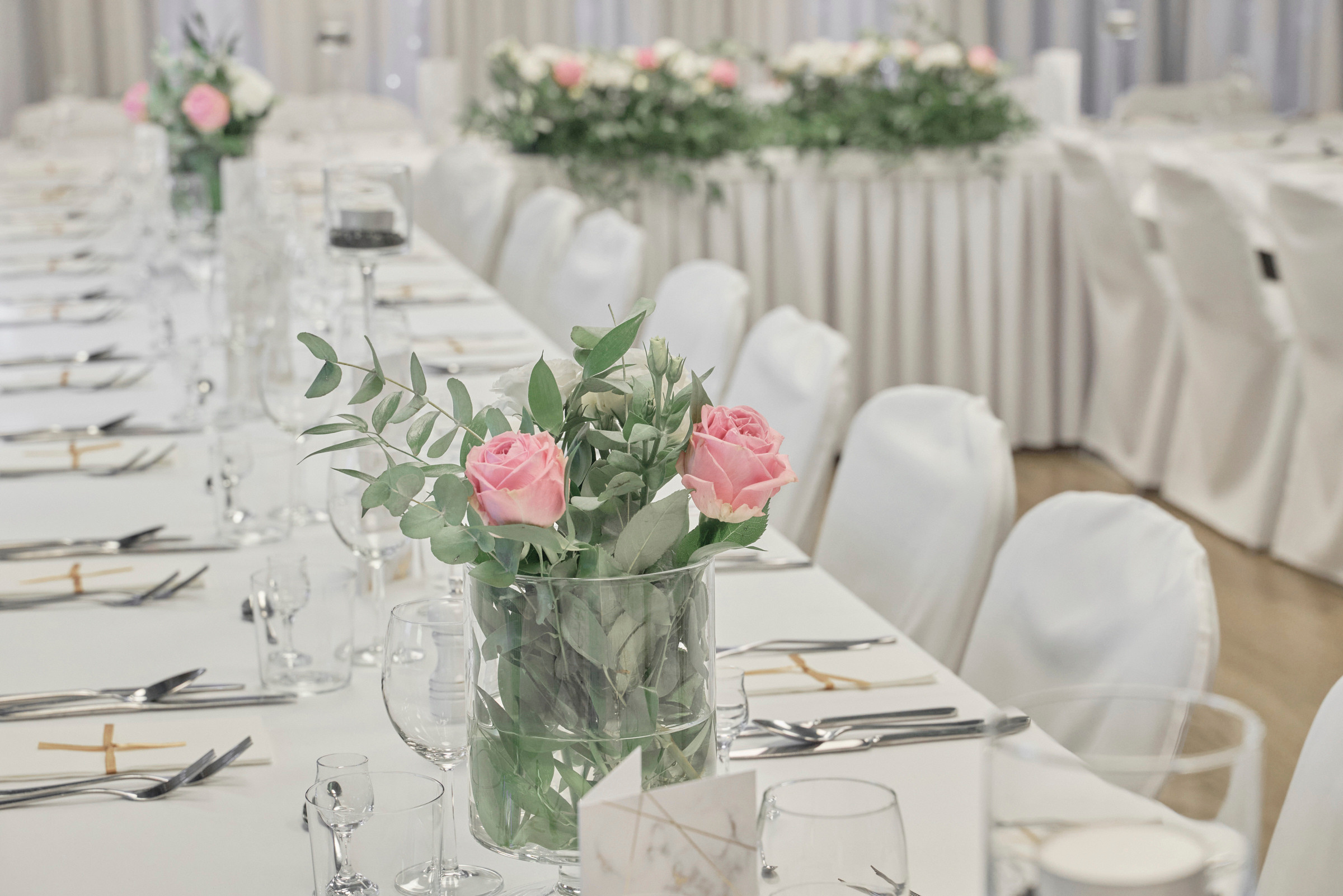 Wedding day. Calgary wedding photo and video. Photographer Andrii Bielikov