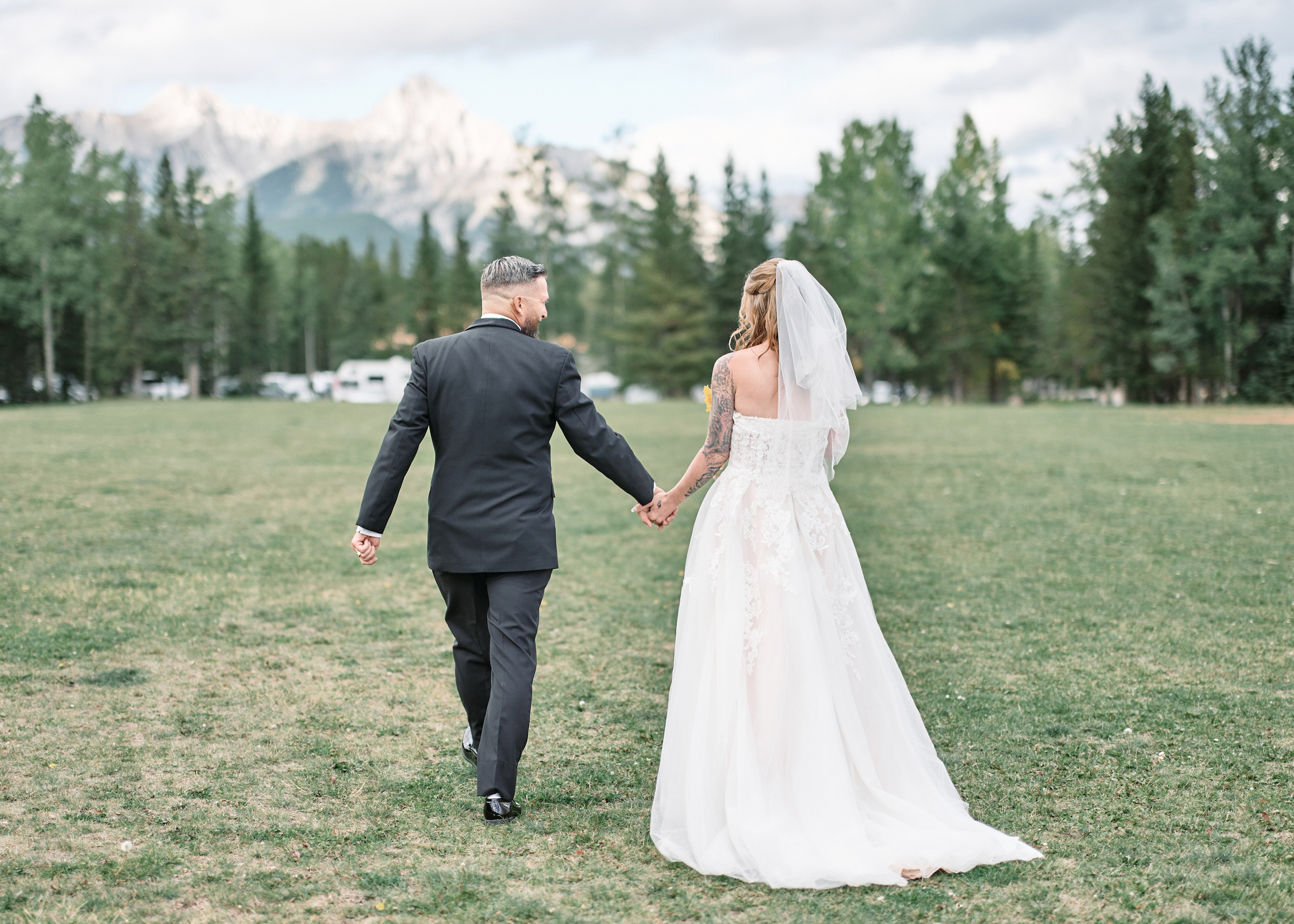 Benjamin&Courtney. Wedding in Kananaskis Park. Calgary wedding photo and video. Photographer Andrii Bielikov