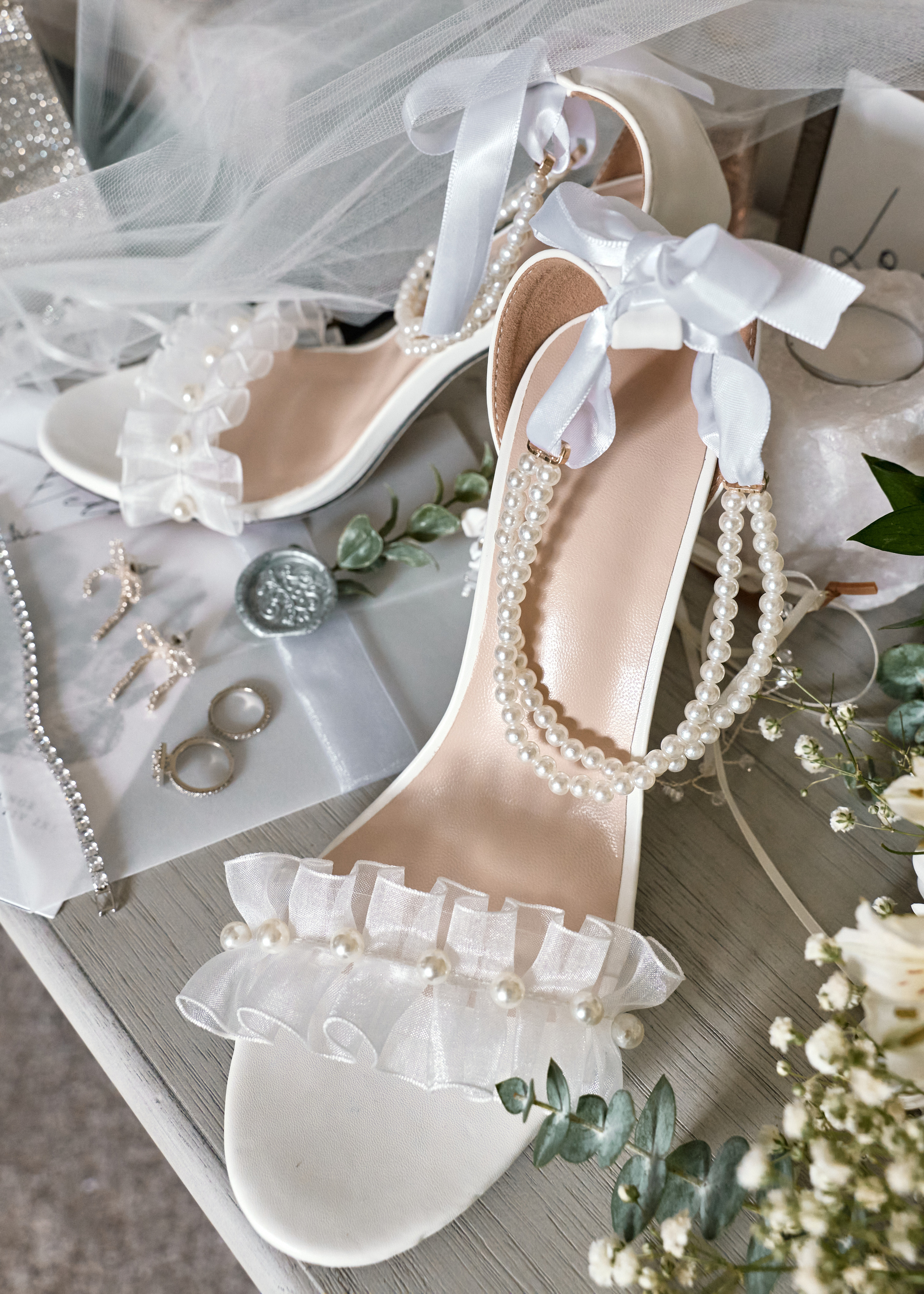 Wedding in Calgary Heritage park. Calgary wedding photo and video. Photographer Andrii Bielikov