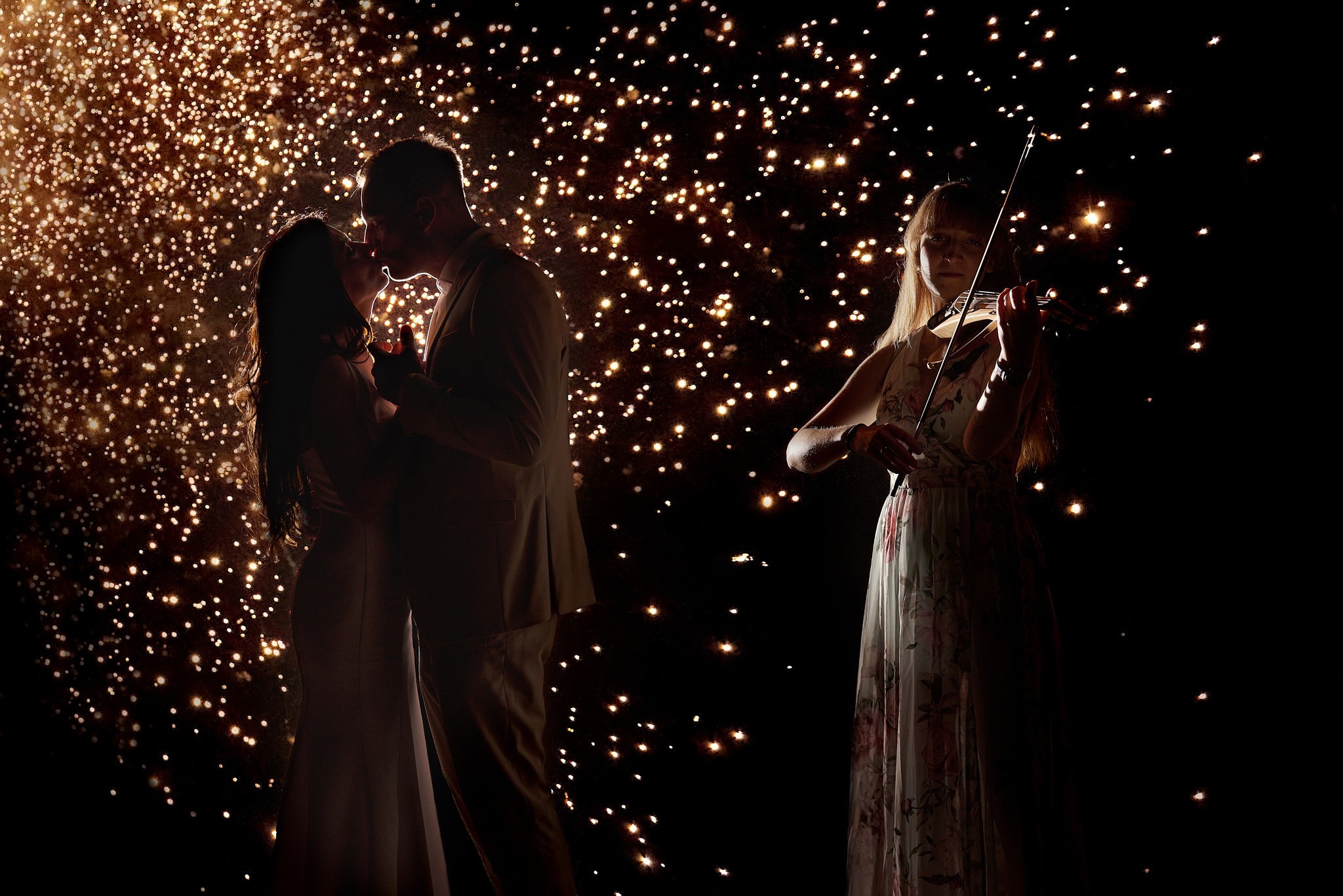 Wedding in mountains. Calgary wedding photo and video. Photographer Andrii Bielikov