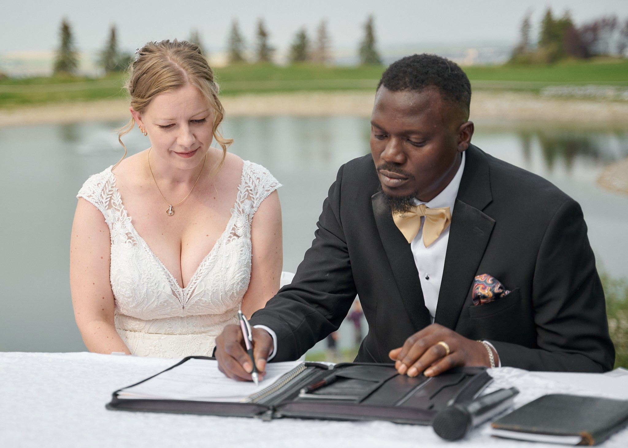 Femi & Jen. Calgary wedding photo and video. Photographer Andrii Bielikov