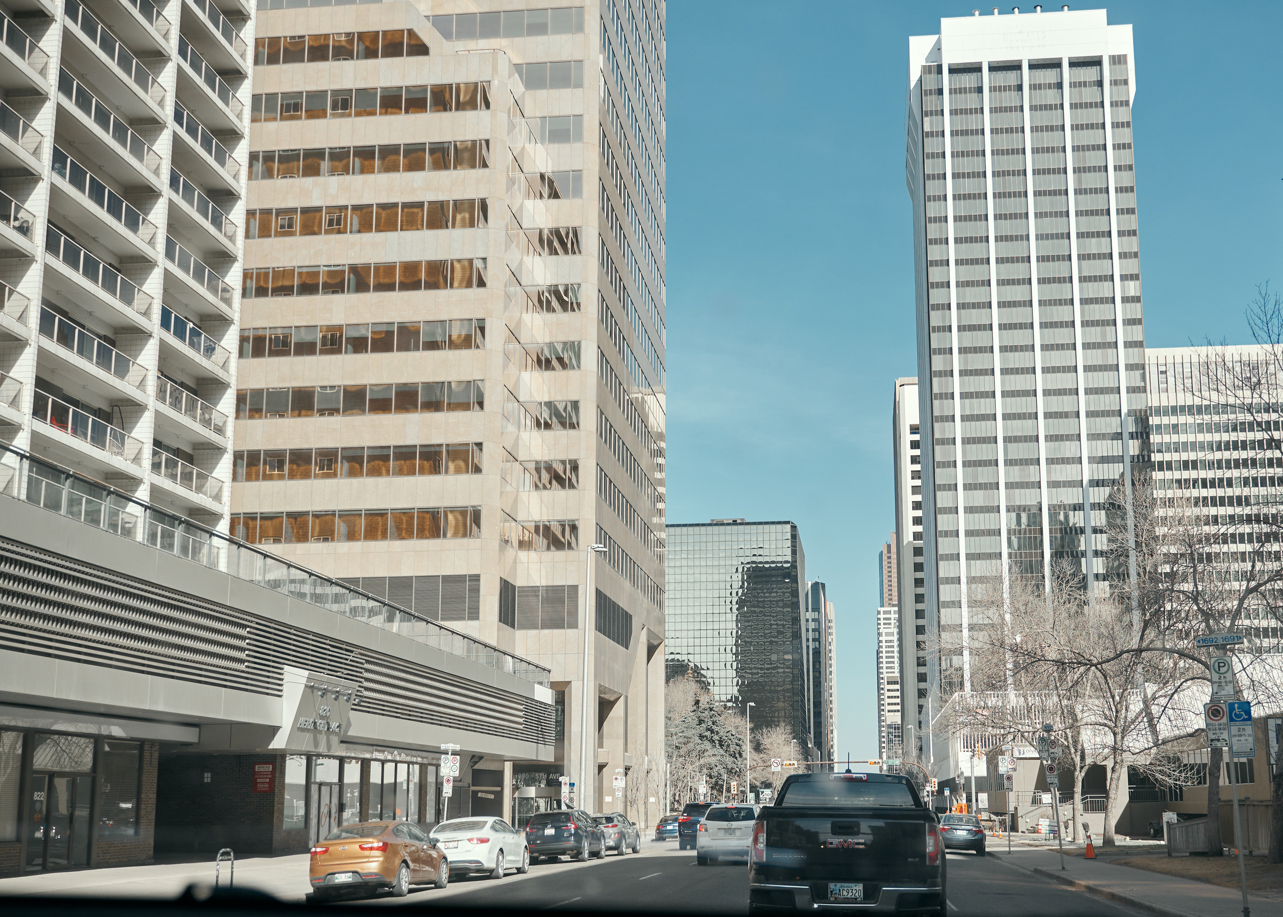 Wedding in Calgary. Calgary wedding photo and video. Photographer Andrii Bielikov