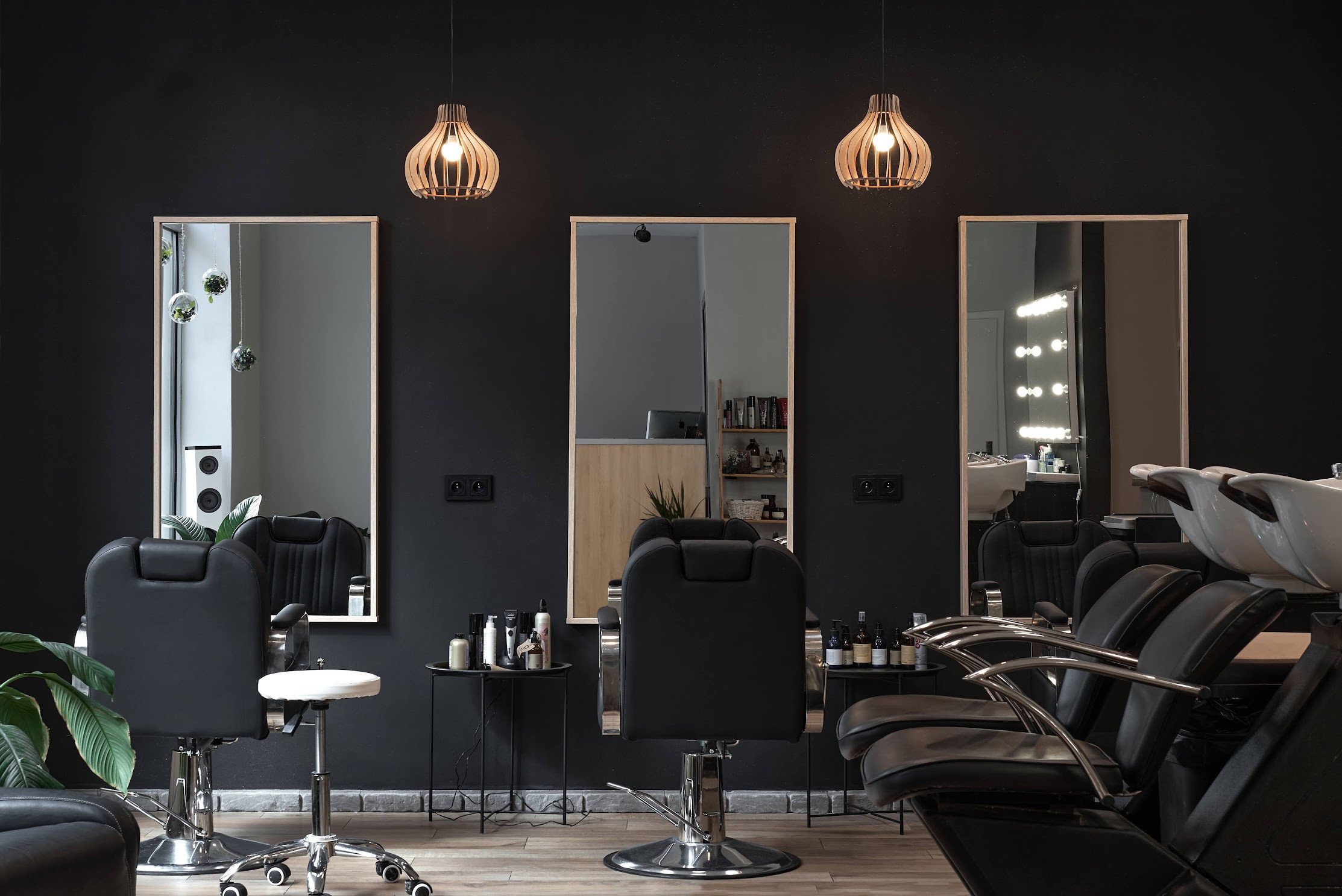 Photoshoot for a beauty salon. Calgary wedding photo and video. Photographer Andrii Bielikov