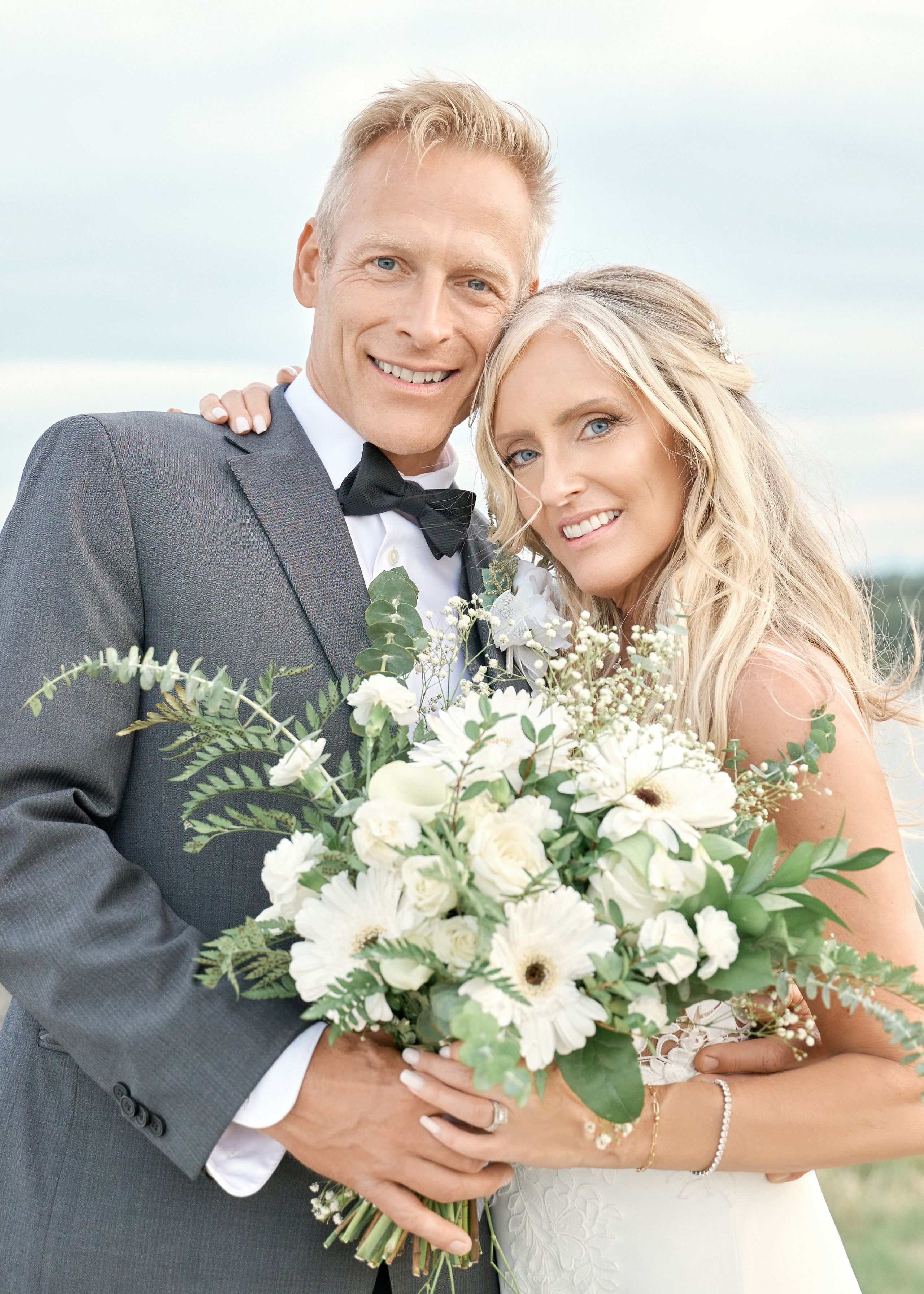 Wedding in Calgary Heritage park. Calgary wedding photo and video. Photographer Andrii Bielikov