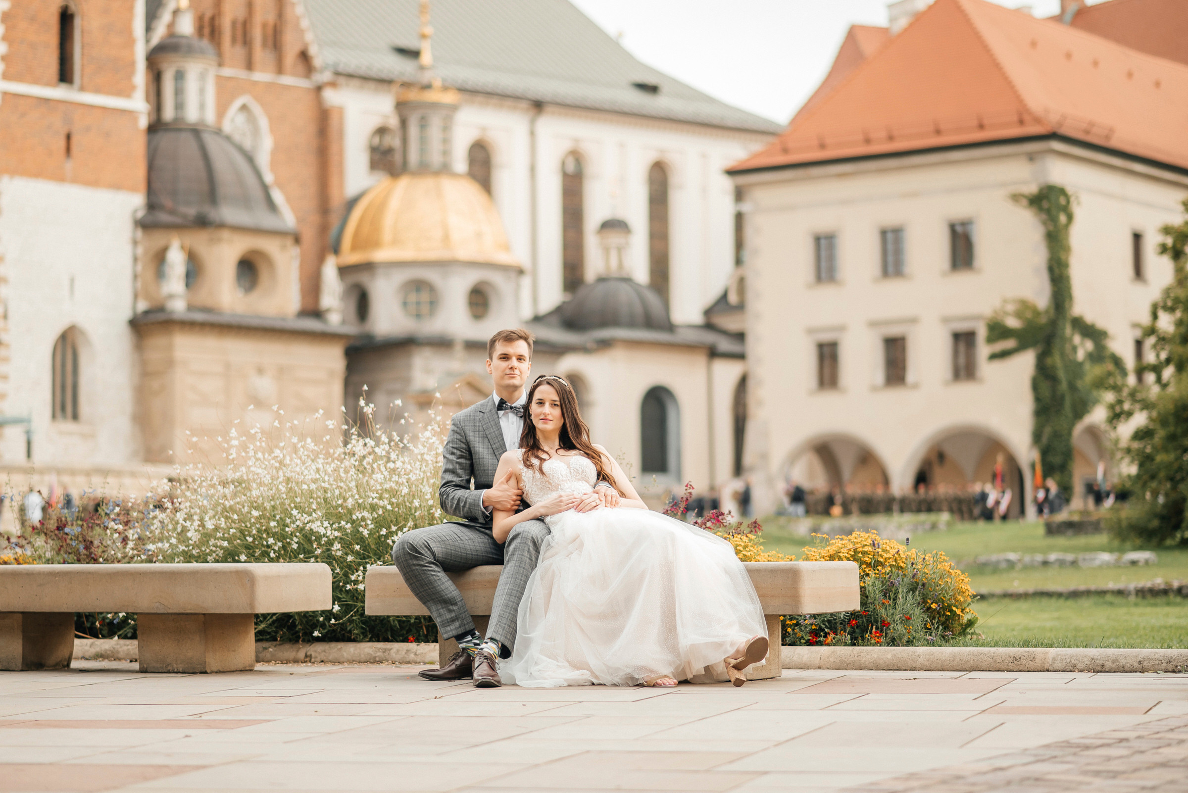 After wedding. Calgary wedding photo and video. Photographer Andrii Bielikov