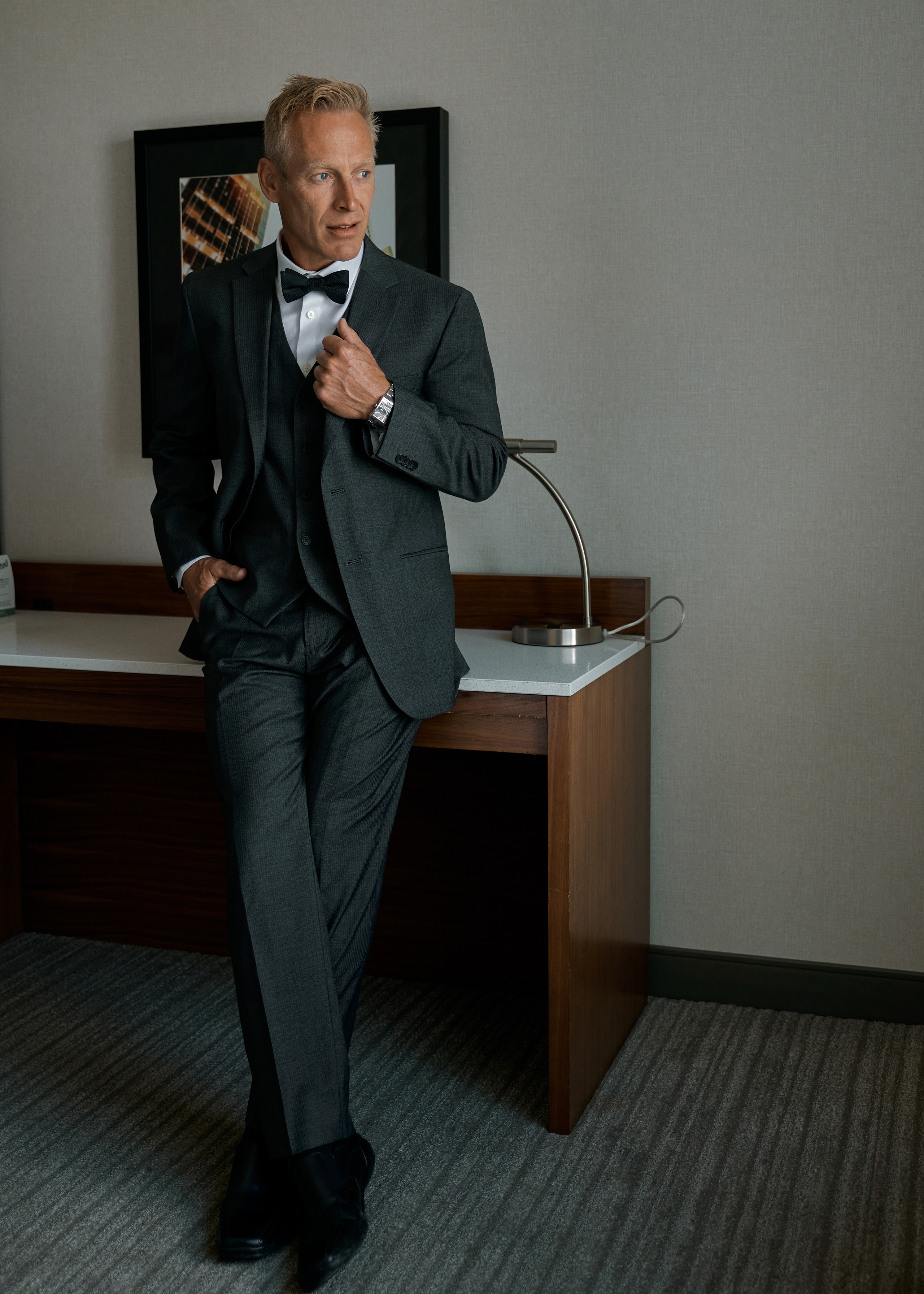 Wedding in Calgary Heritage park. Calgary wedding photo and video. Photographer Andrii Bielikov