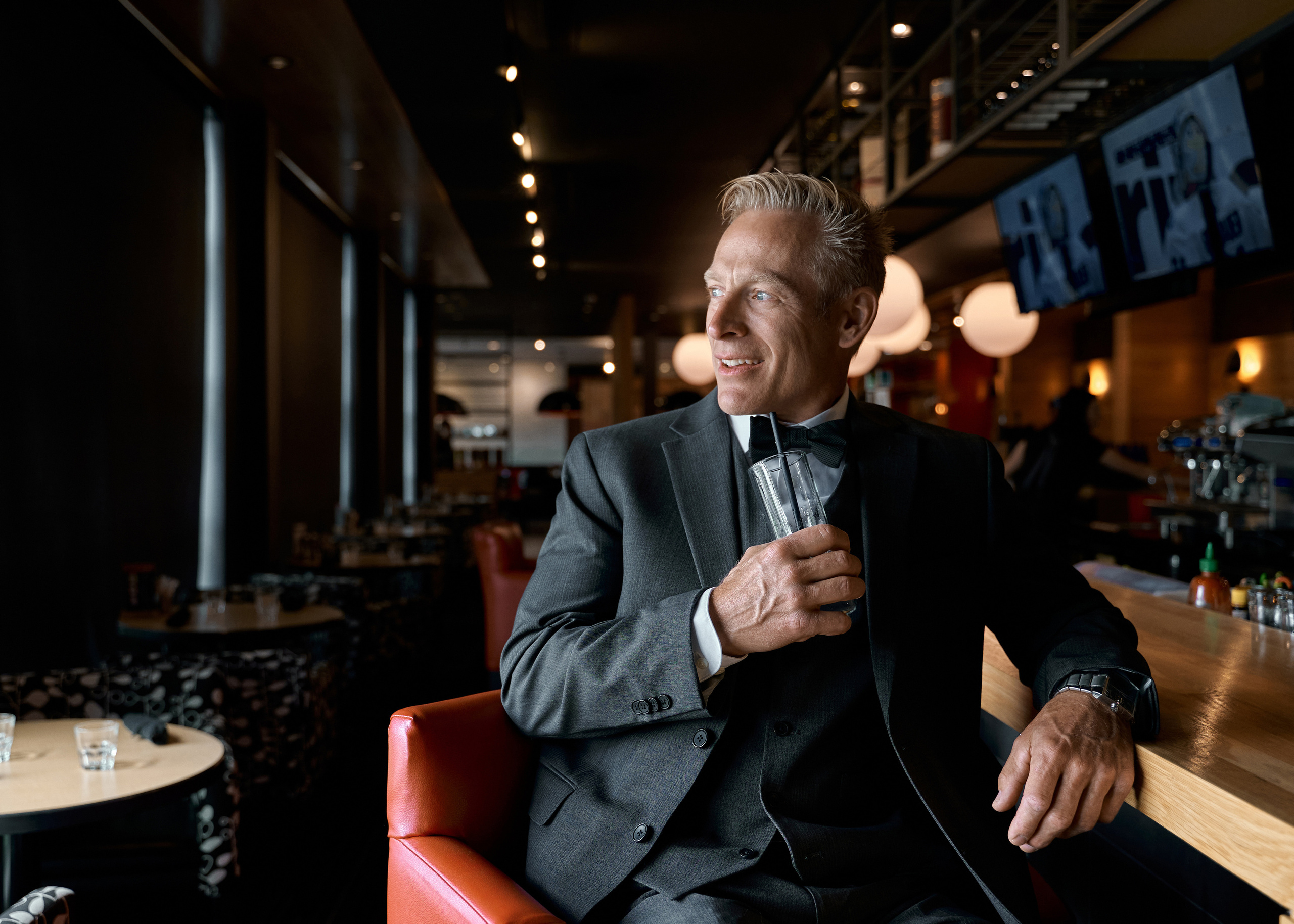 Wedding in Calgary Heritage park. Calgary wedding photo and video. Photographer Andrii Bielikov