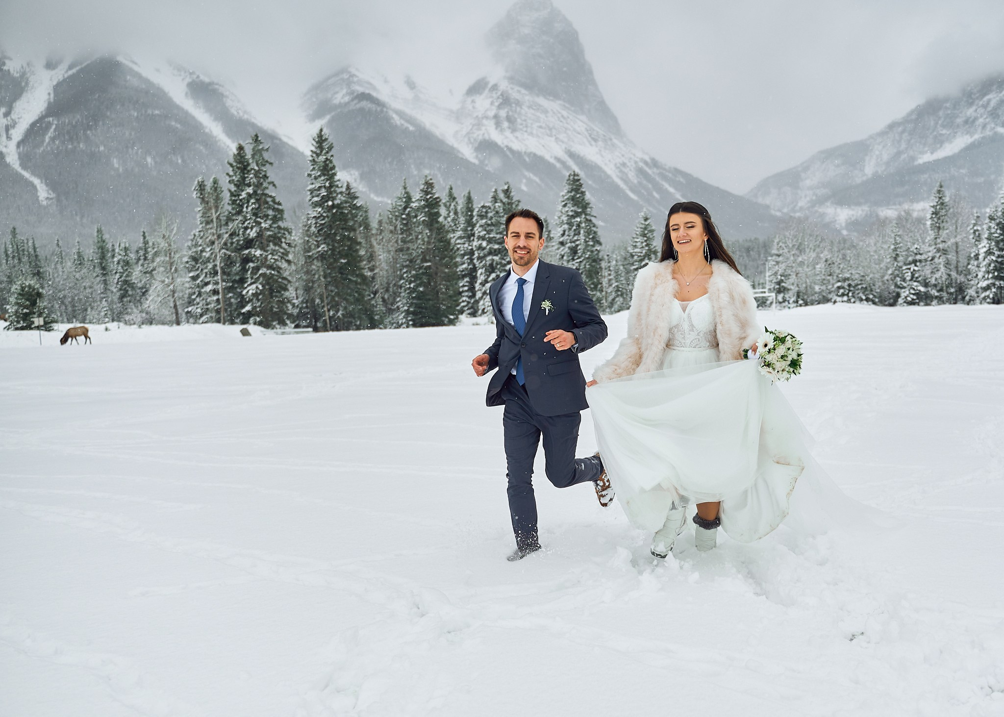 Lil sneak peek from Michael and Anna wedding. Calgary wedding photo and video. Photographer Andrii Bielikov