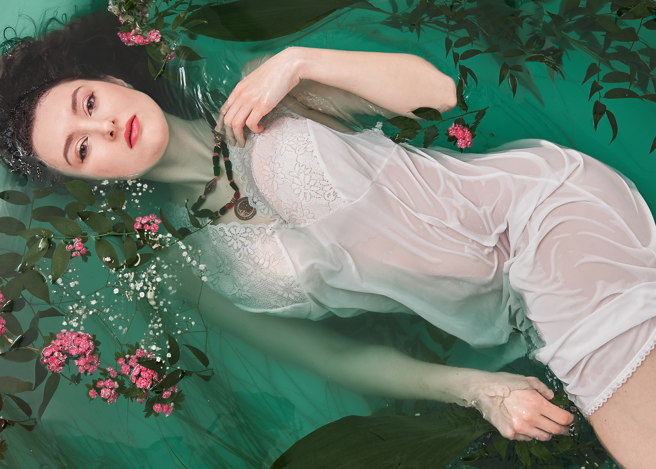 photoshoot, bath, milk, flowers, girl