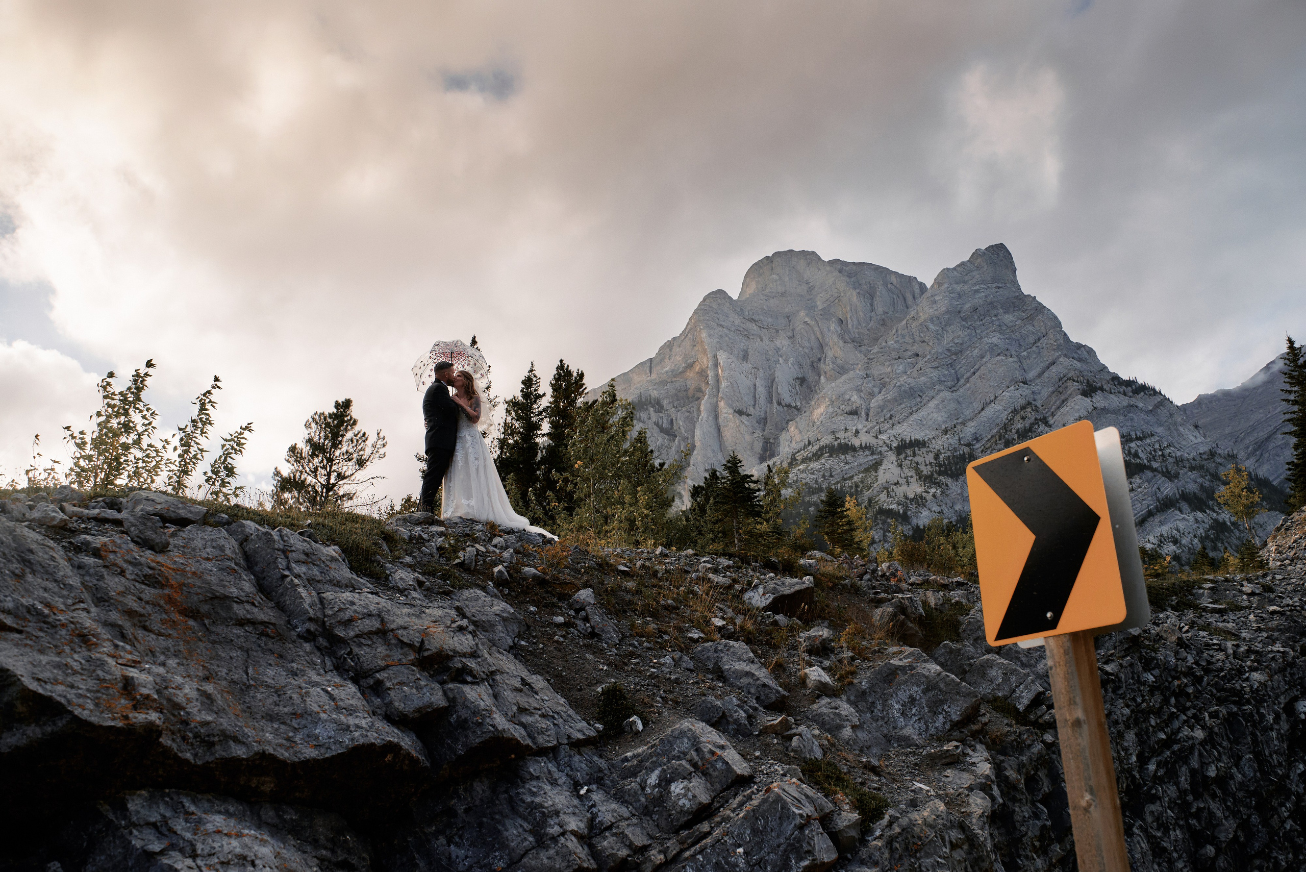 Benjamin&Courtney. Wedding in Kananaskis Park. Calgary wedding photo and video. Photographer Andrii Bielikov