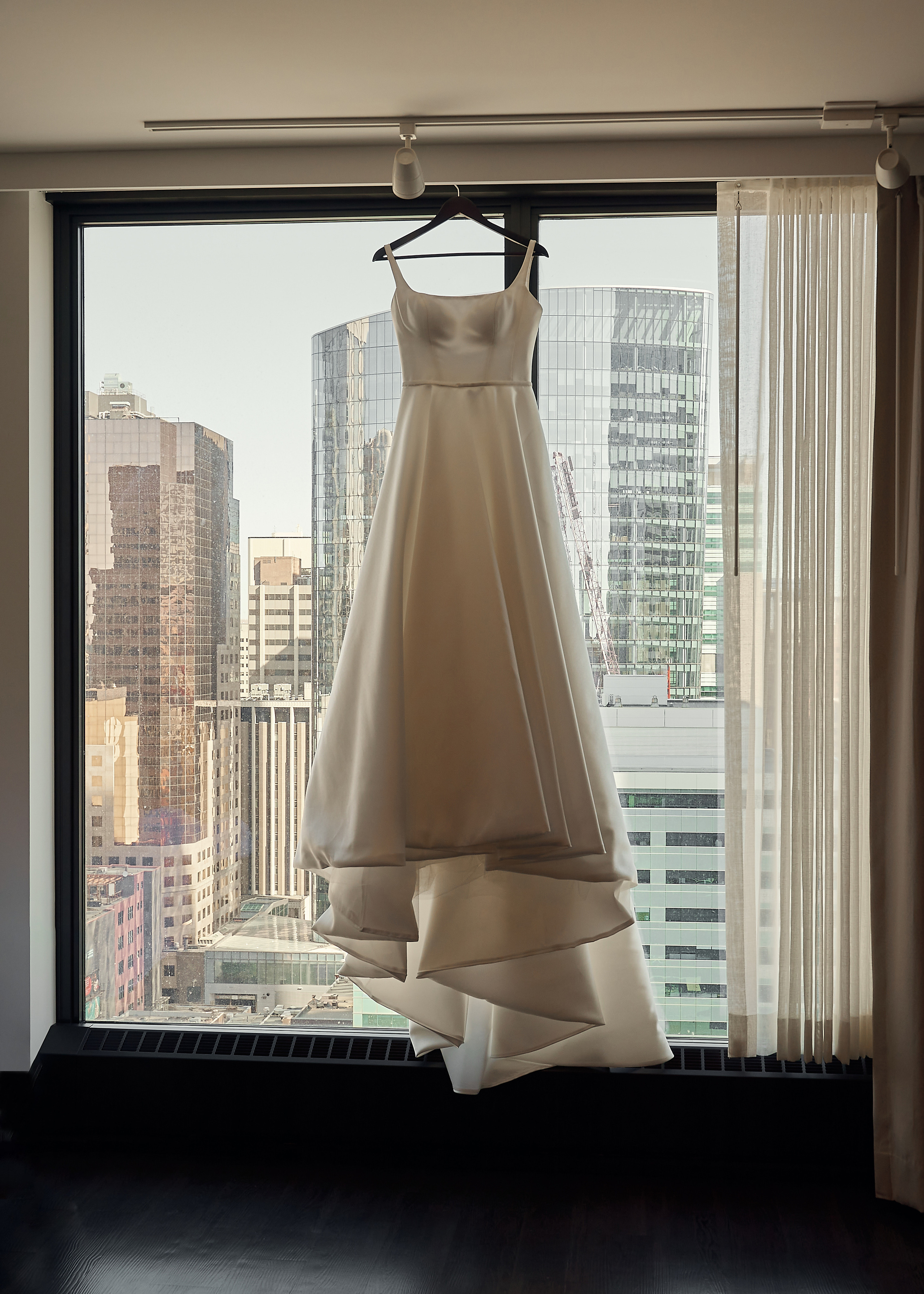 Wedding in Calgary. Calgary wedding photo and video. Photographer Andrii Bielikov