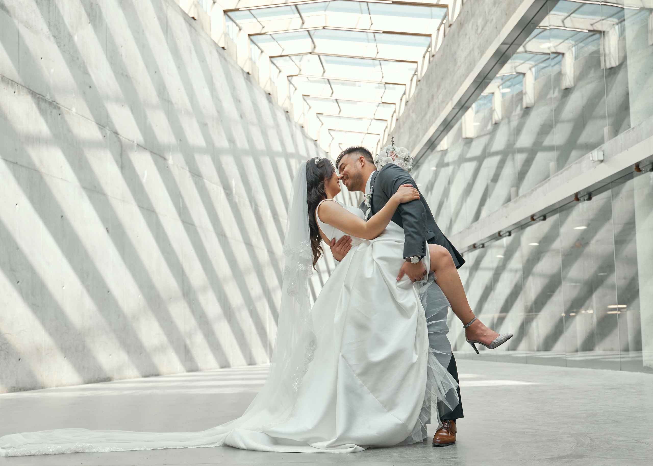 Wedding in Calgary. Calgary wedding photo and video. Photographer Andrii Bielikov