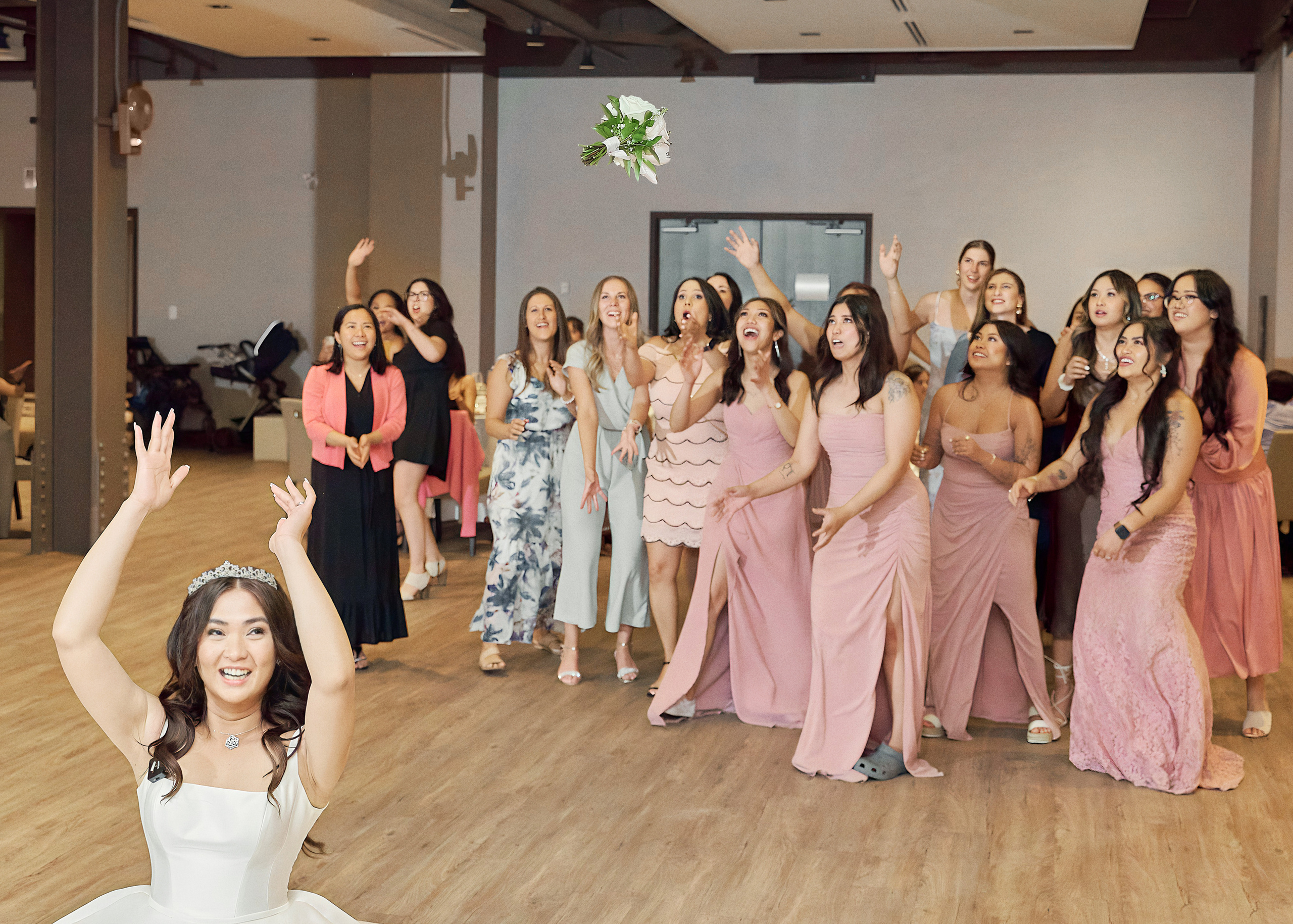 Wedding in Calgary. Calgary wedding photo and video. Photographer Andrii Bielikov