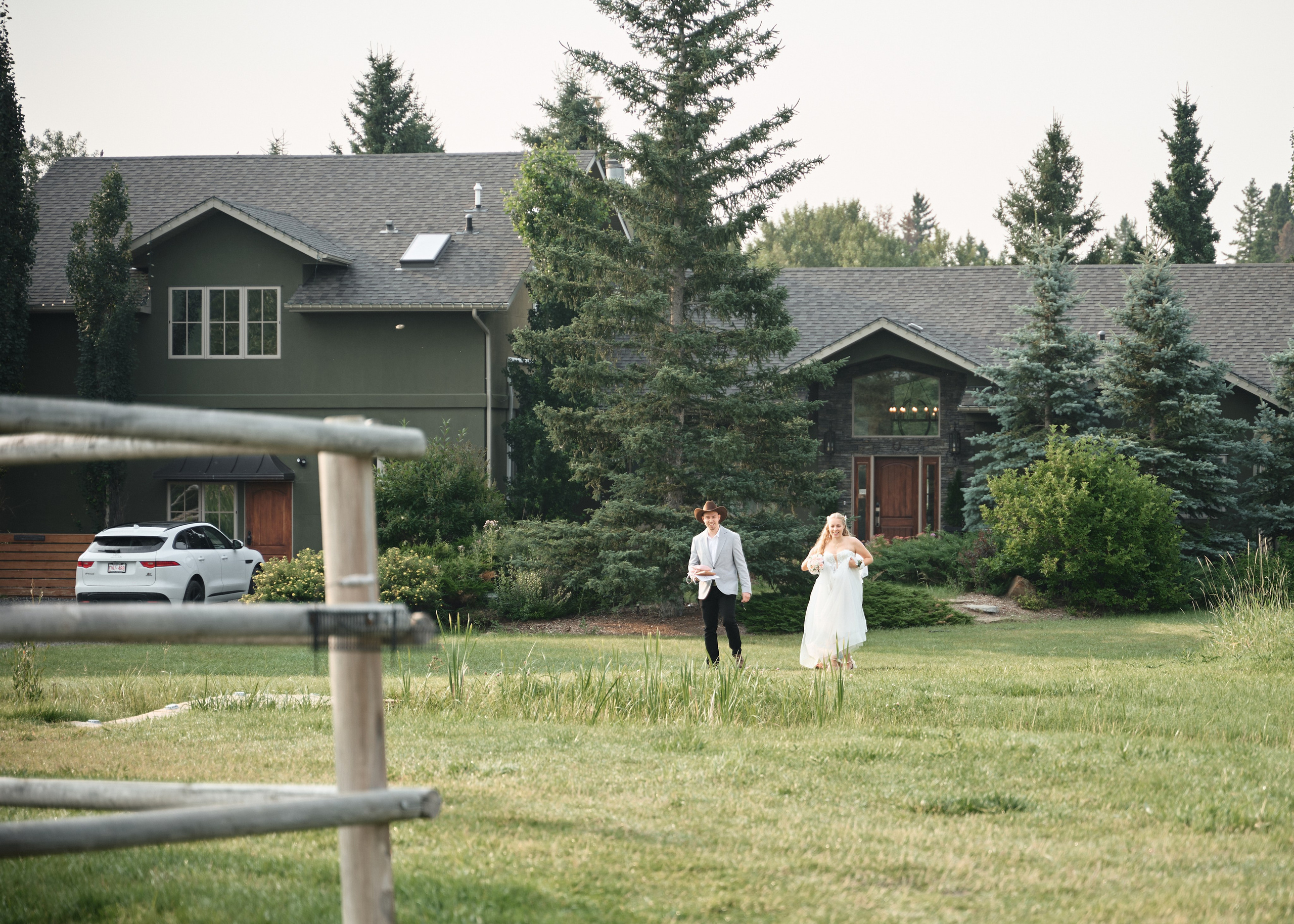 Natalie&Mat. A small, intimate wedding at Forgetmenot Lake, Kananaskis Park. Calgary wedding photo and video. Photographer Andrii Bielikov