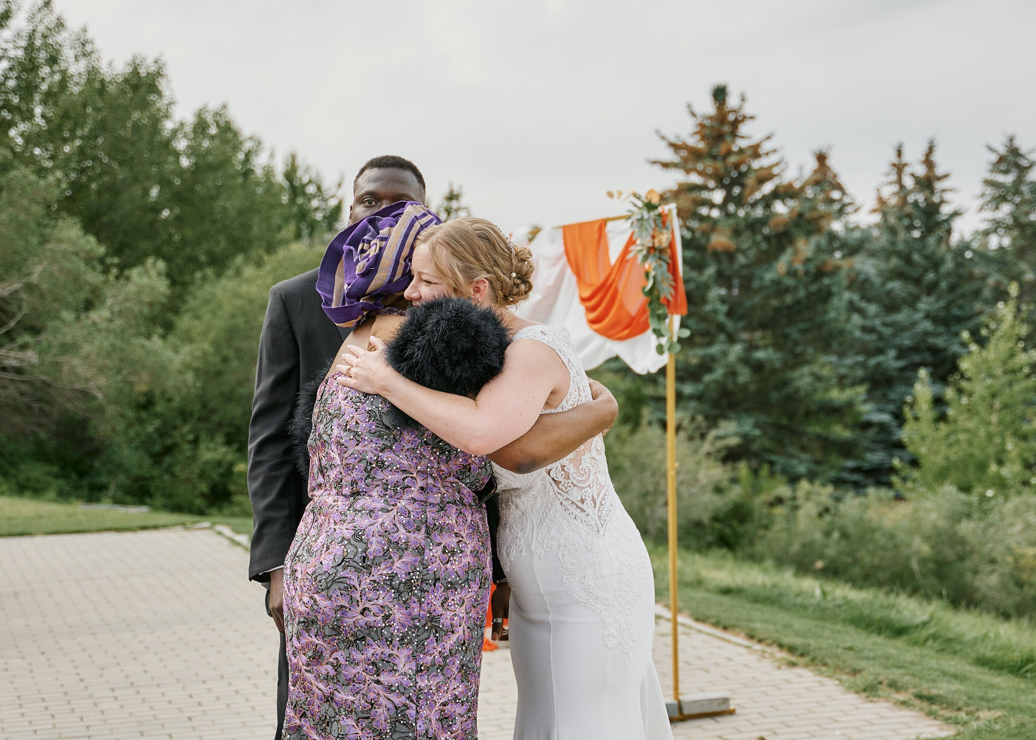 Femi & Jen. Calgary wedding photo and video. Photographer Andrii Bielikov