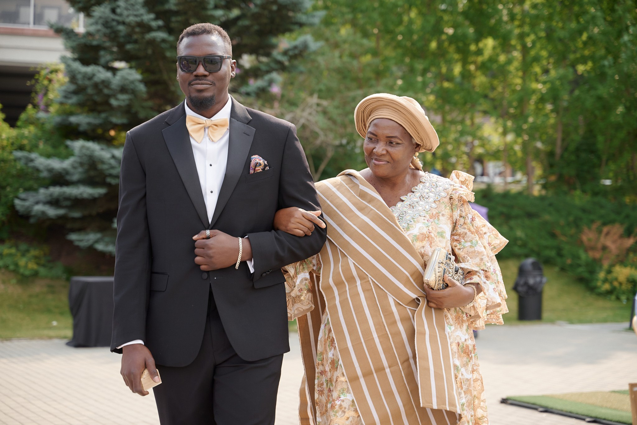 Femi & Jen. Calgary wedding photo and video. Photographer Andrii Bielikov