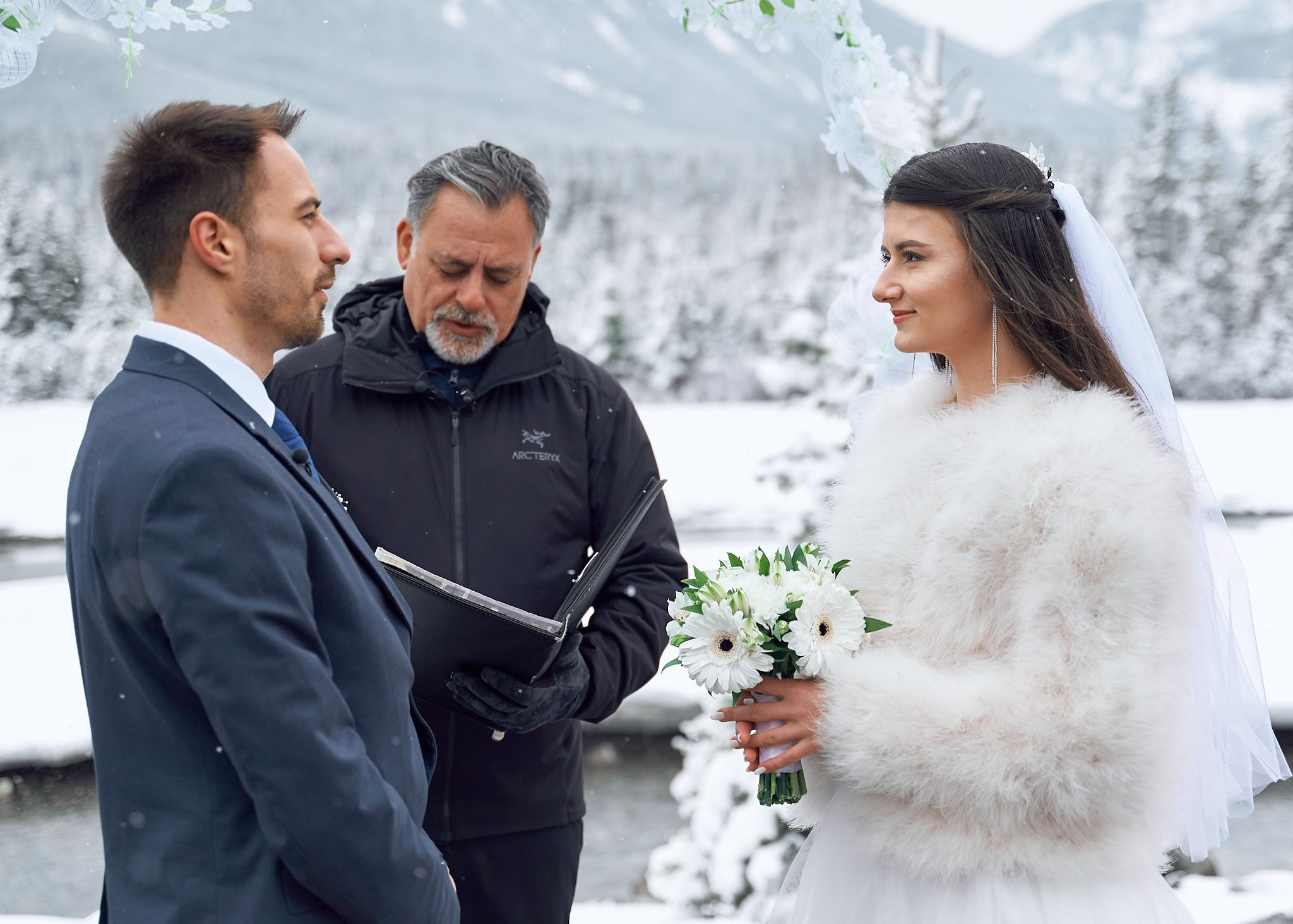Lil sneak peek from Michael and Anna wedding. Calgary wedding photo and video. Photographer Andrii Bielikov
