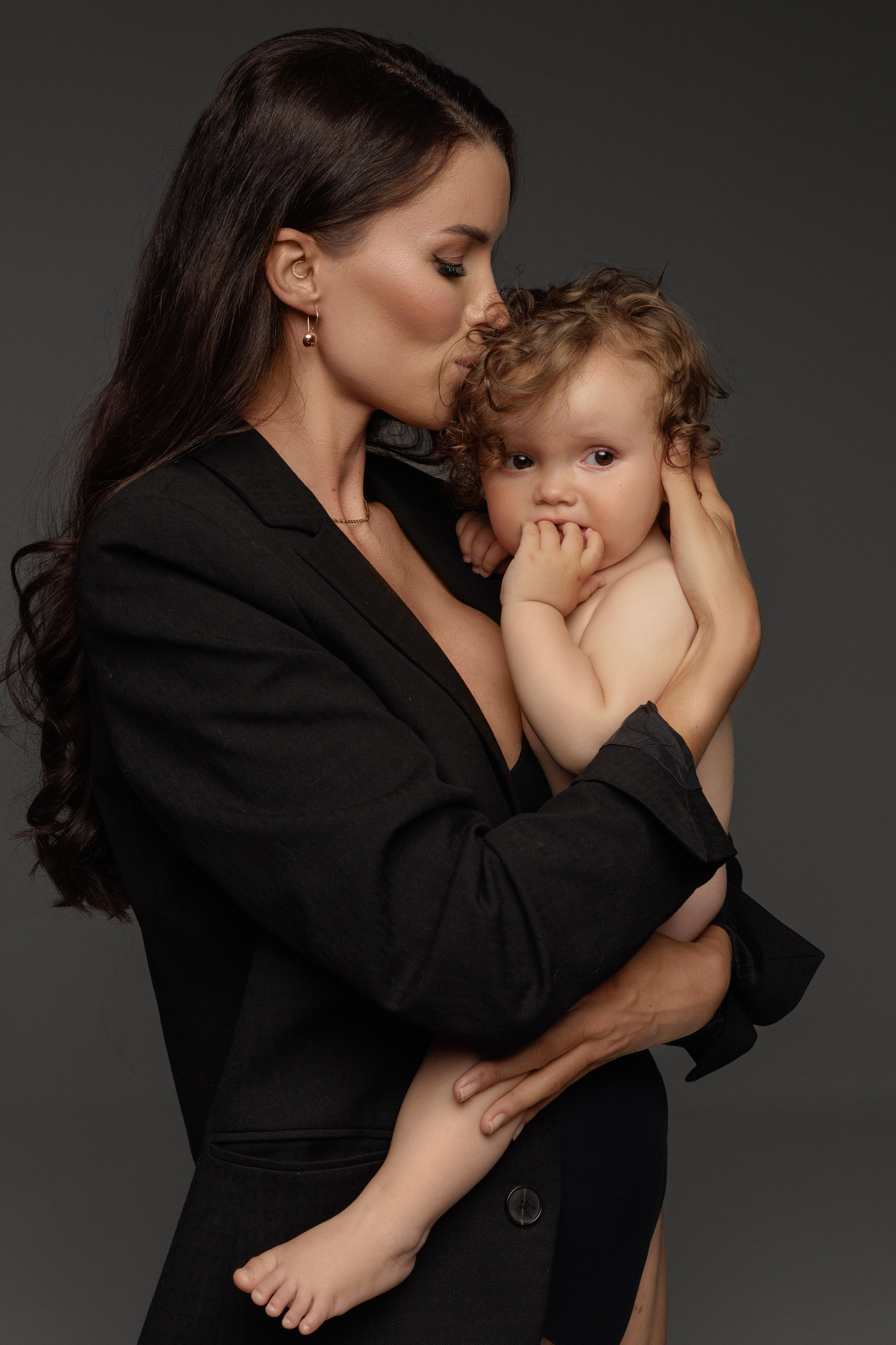 Mother and baby. Fotograf Vika Saroka