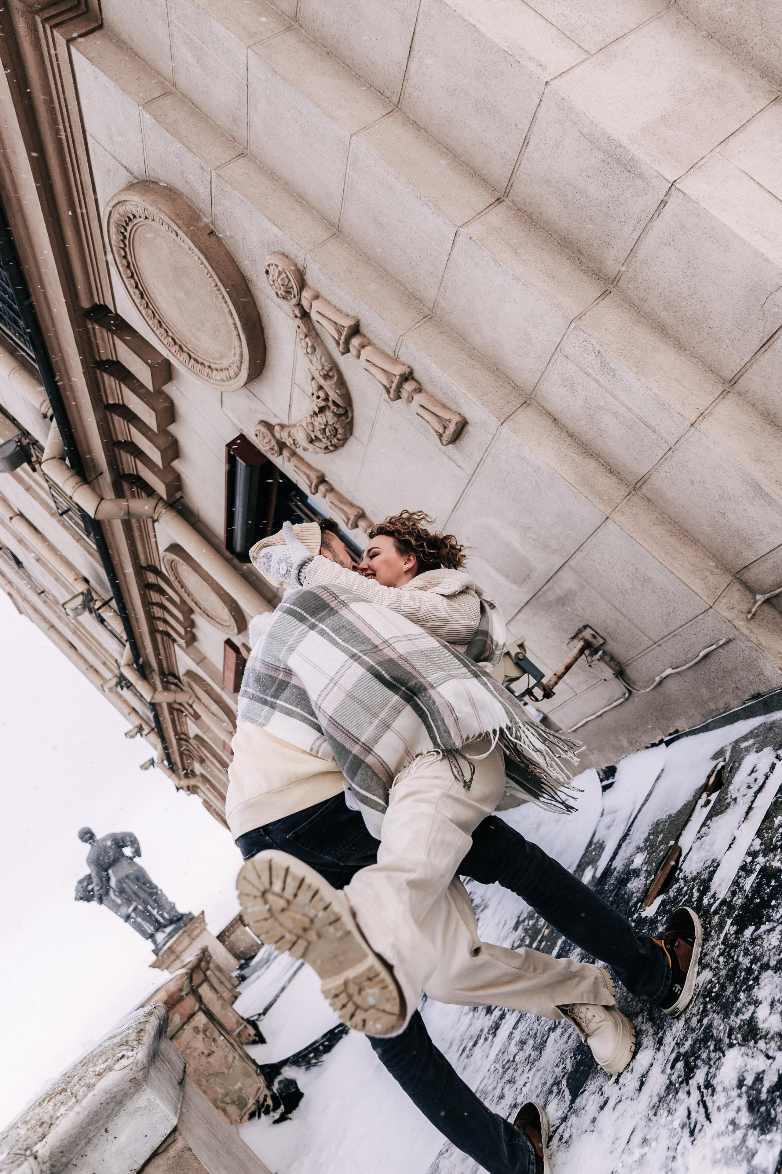 A winter fairy tale in the city center. Wedding and family photographer