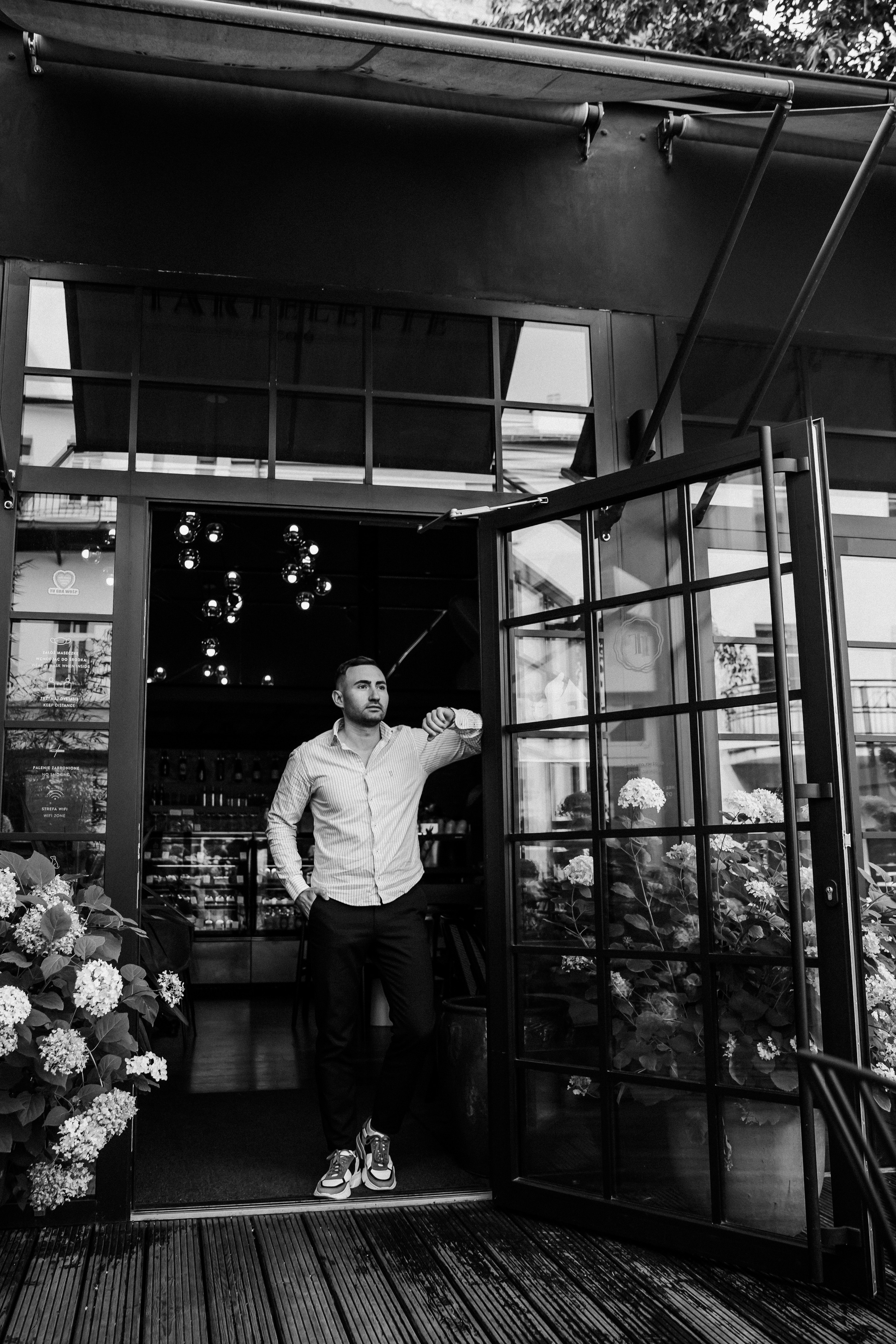 Aleks. Wedding and family photographer