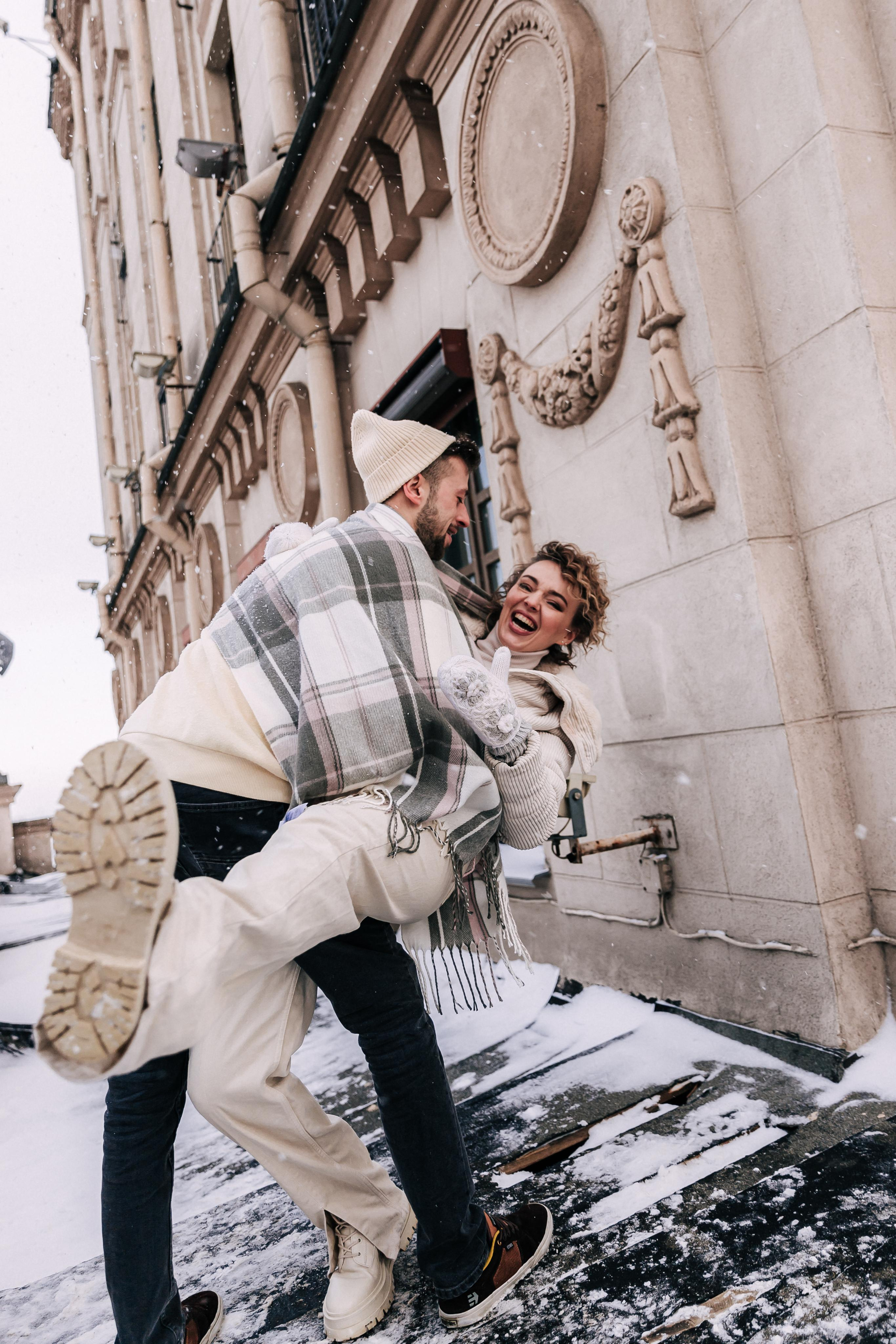 A winter fairy tale in the city center. Wedding and family photographer