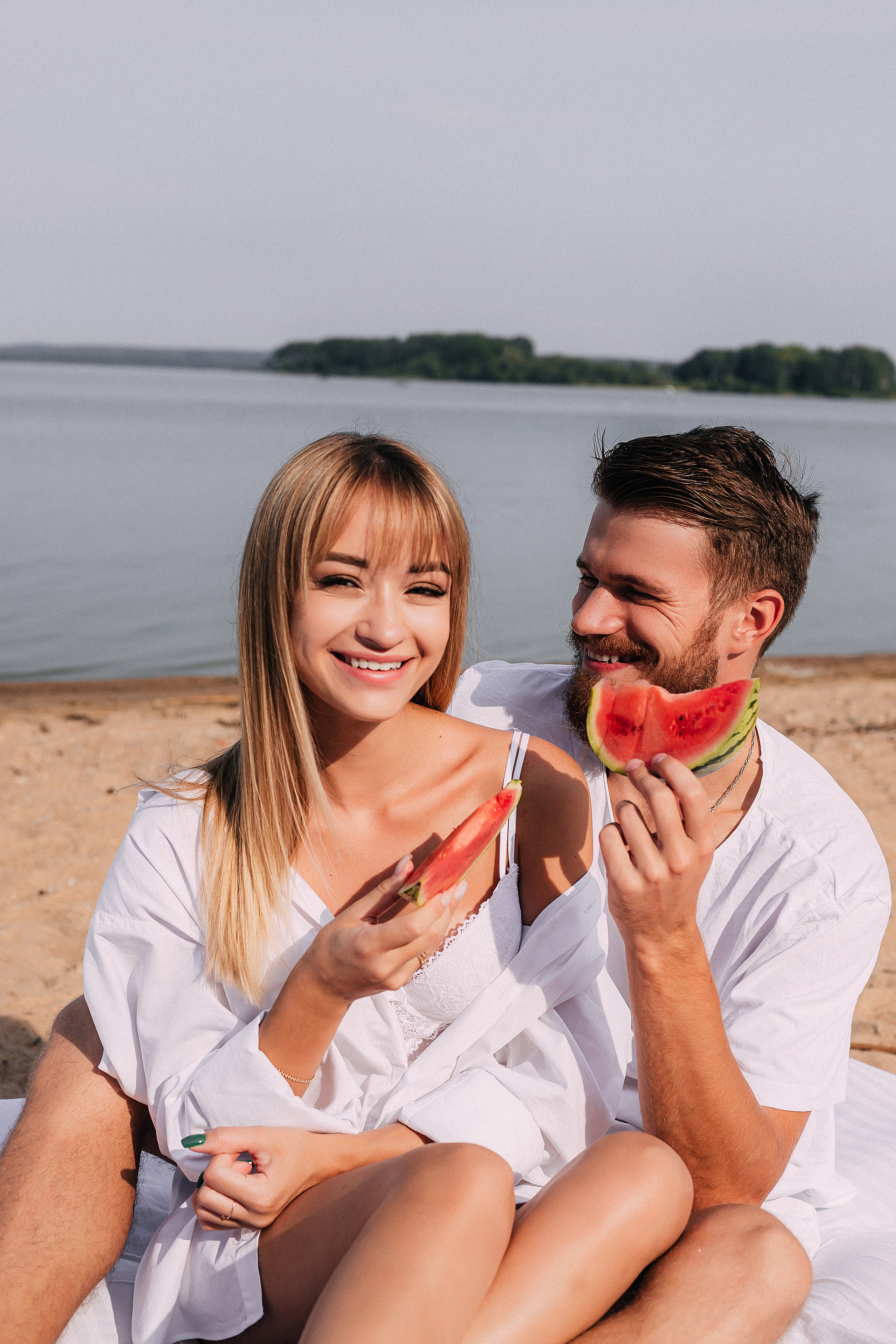 Love story at the Minsk Sea Katya and Pasha. Wedding and family photographer
