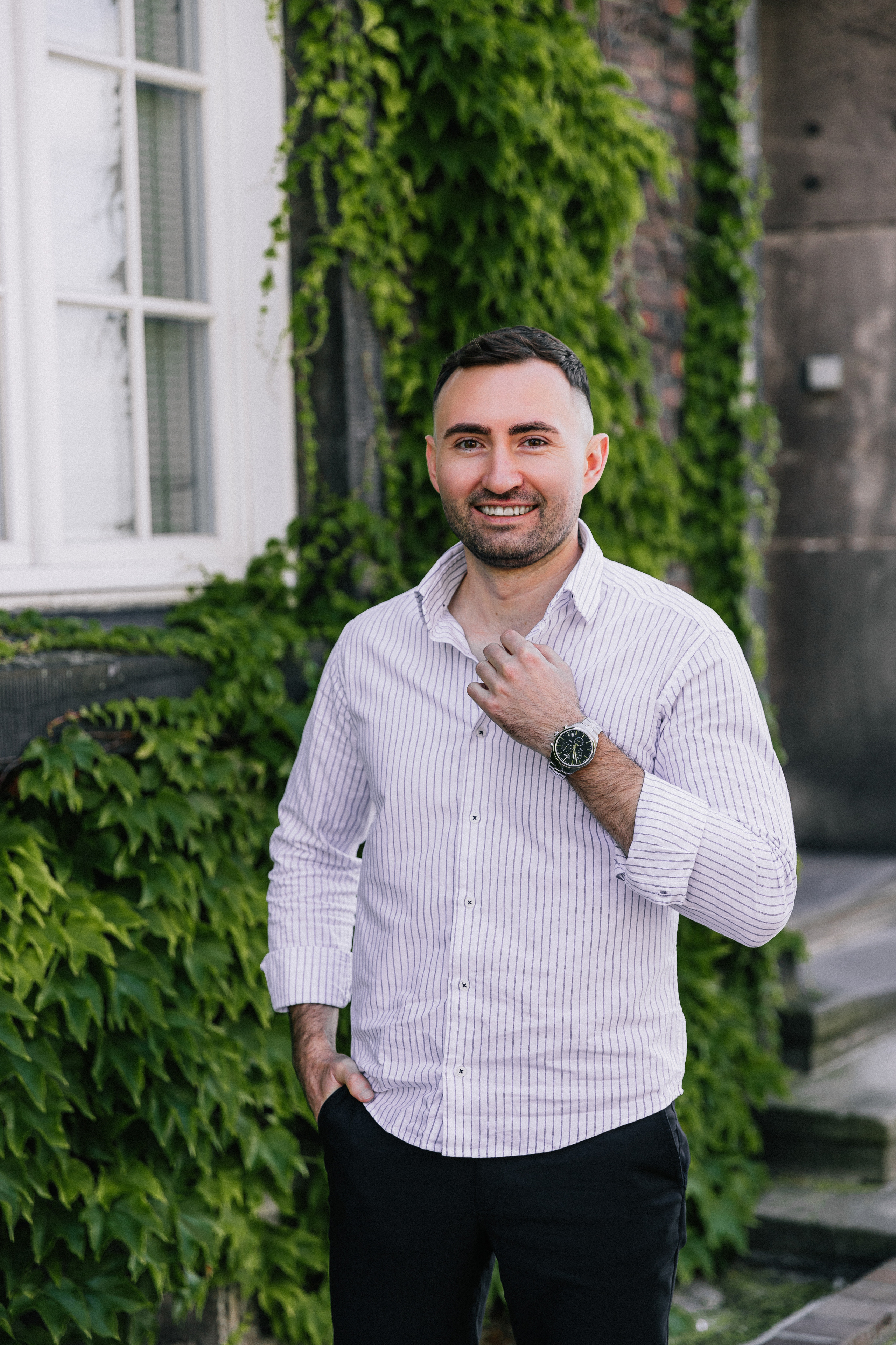 Aleks. Wedding and family photographer