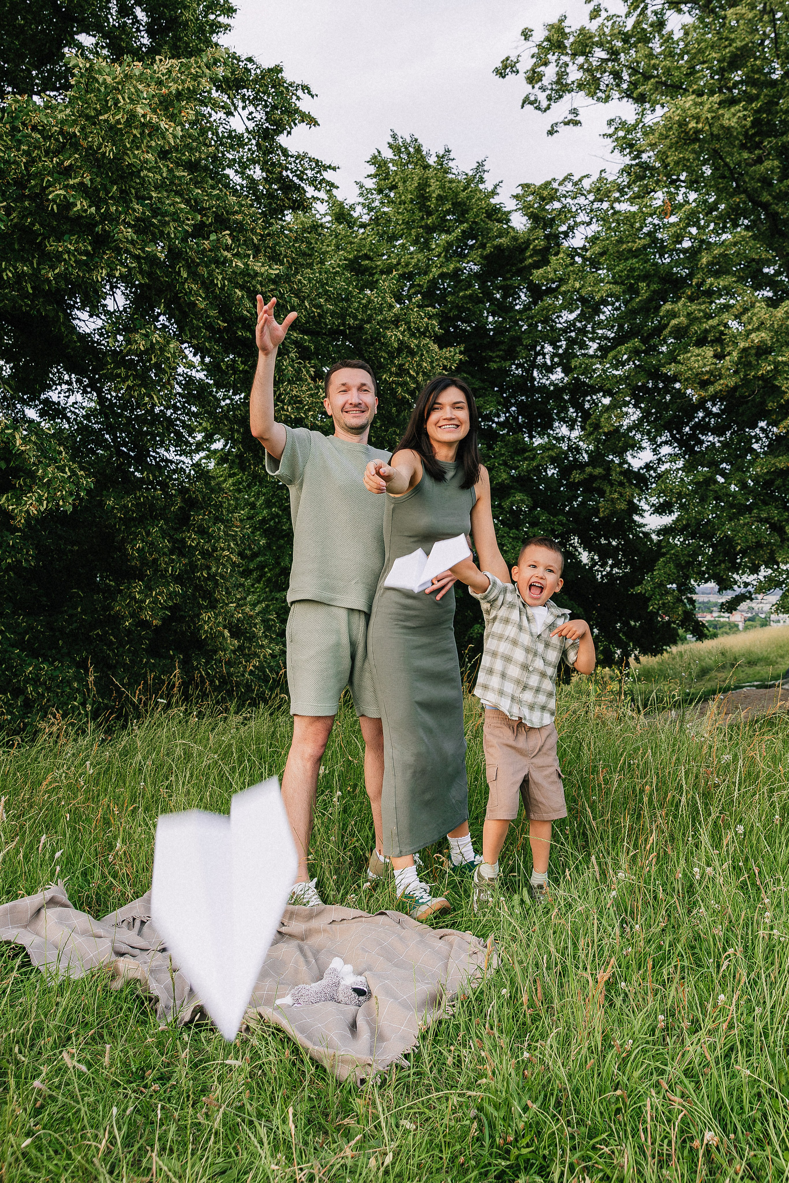 VIKA, ALMAZ, ELDAR. Wedding and family photographer