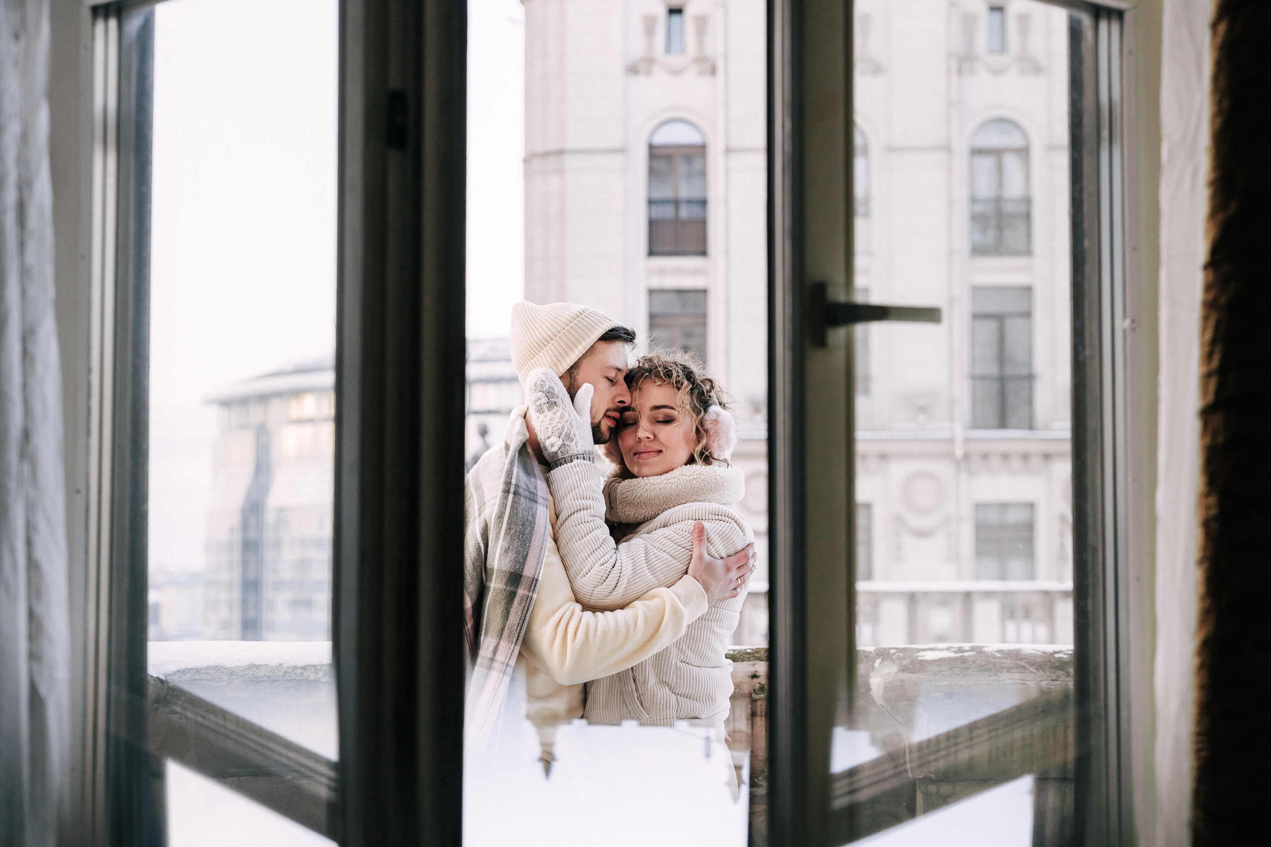 A winter fairy tale in the city center. Wedding and family photographer