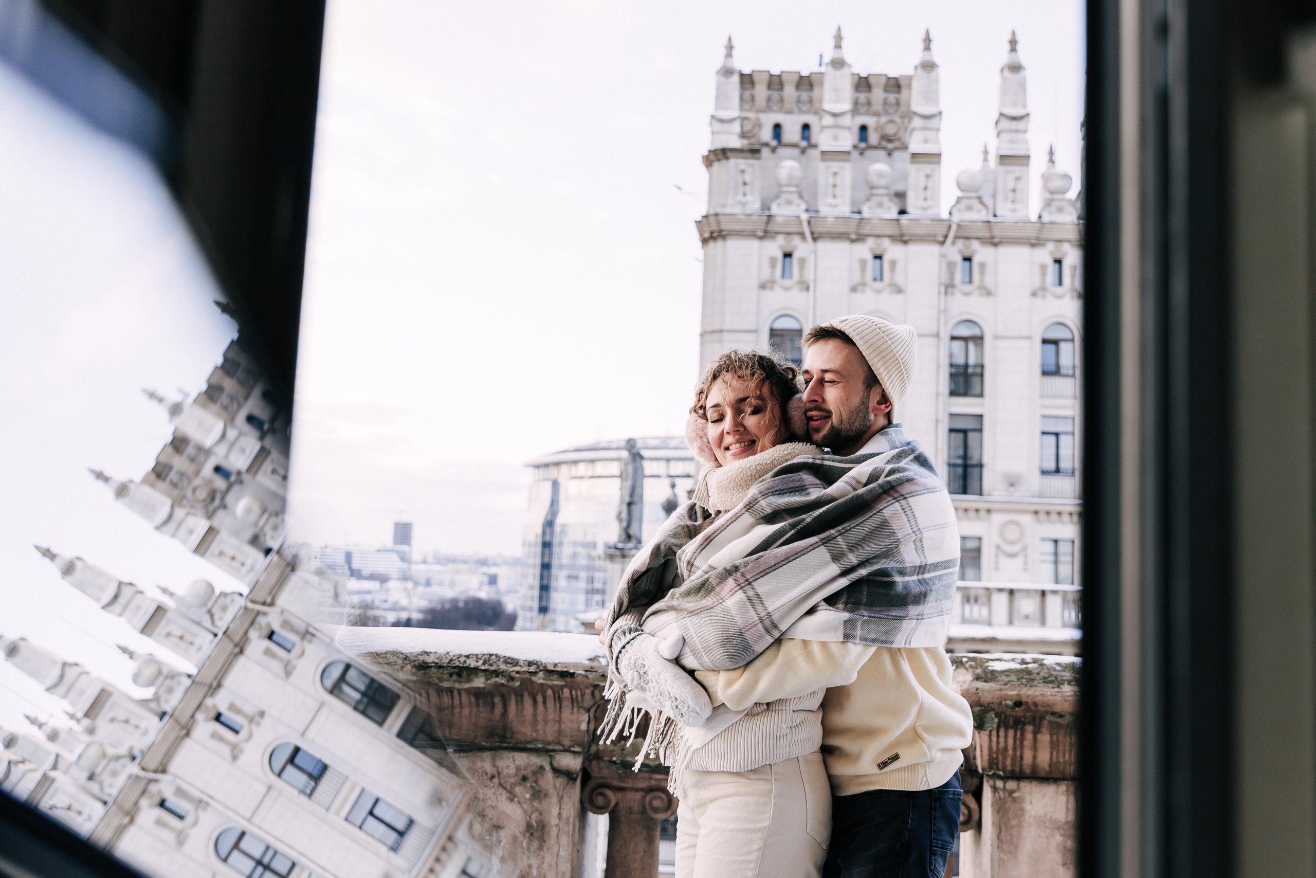 A winter fairy tale in the city center. Wedding and family photographer