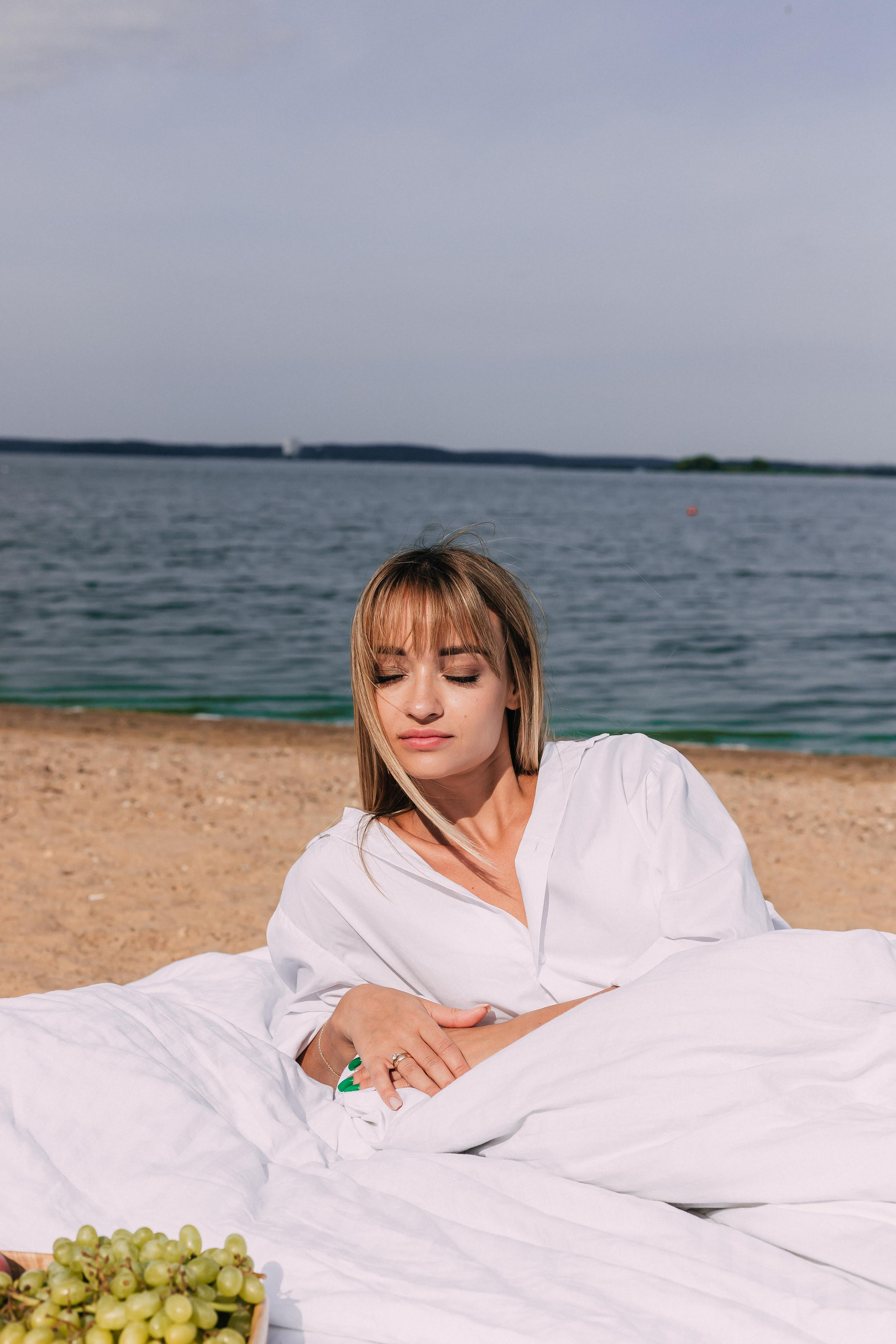 Love story at the Minsk Sea Katya and Pasha. Wedding and family photographer