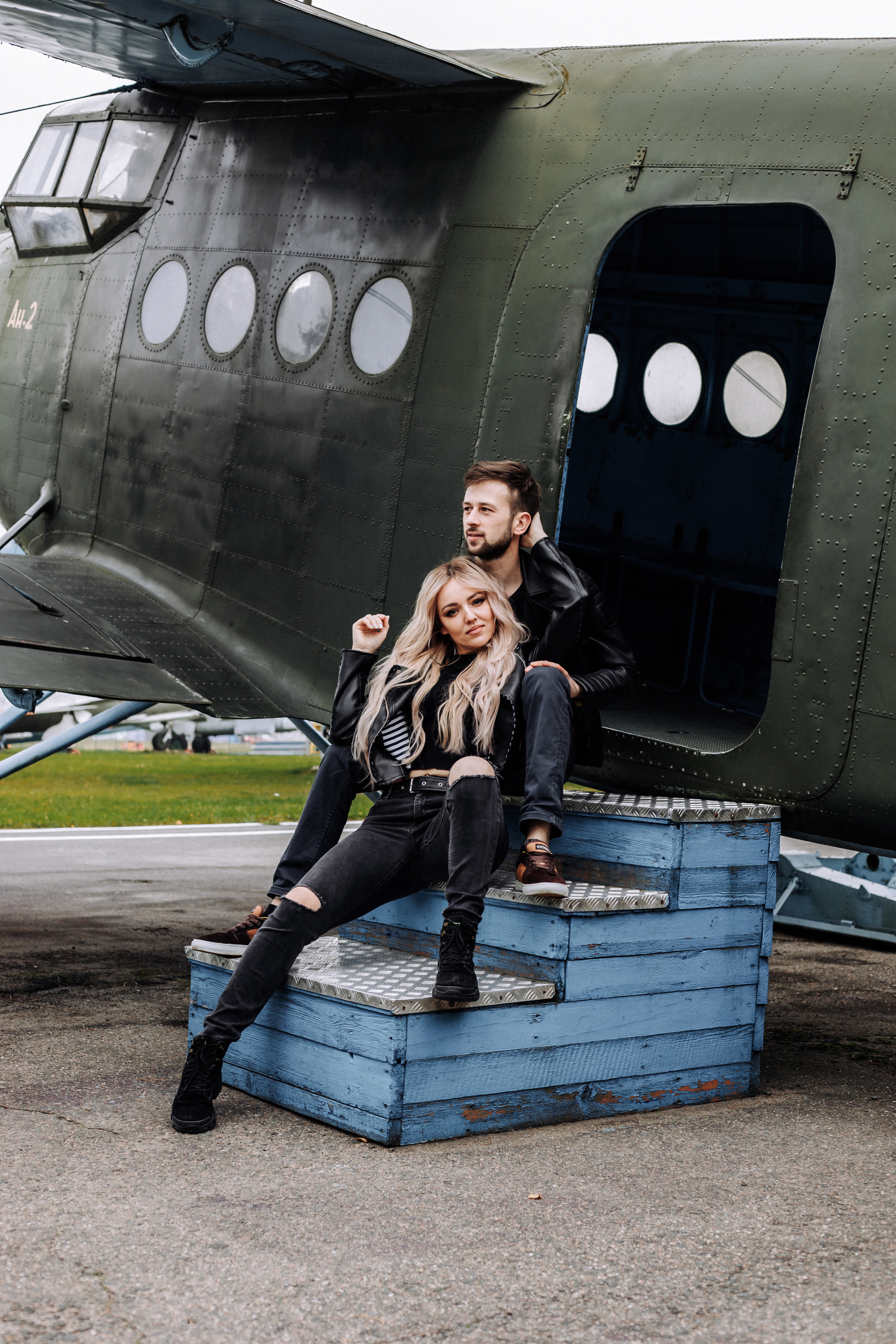 Julia and Zhenya. Wedding and family photographer