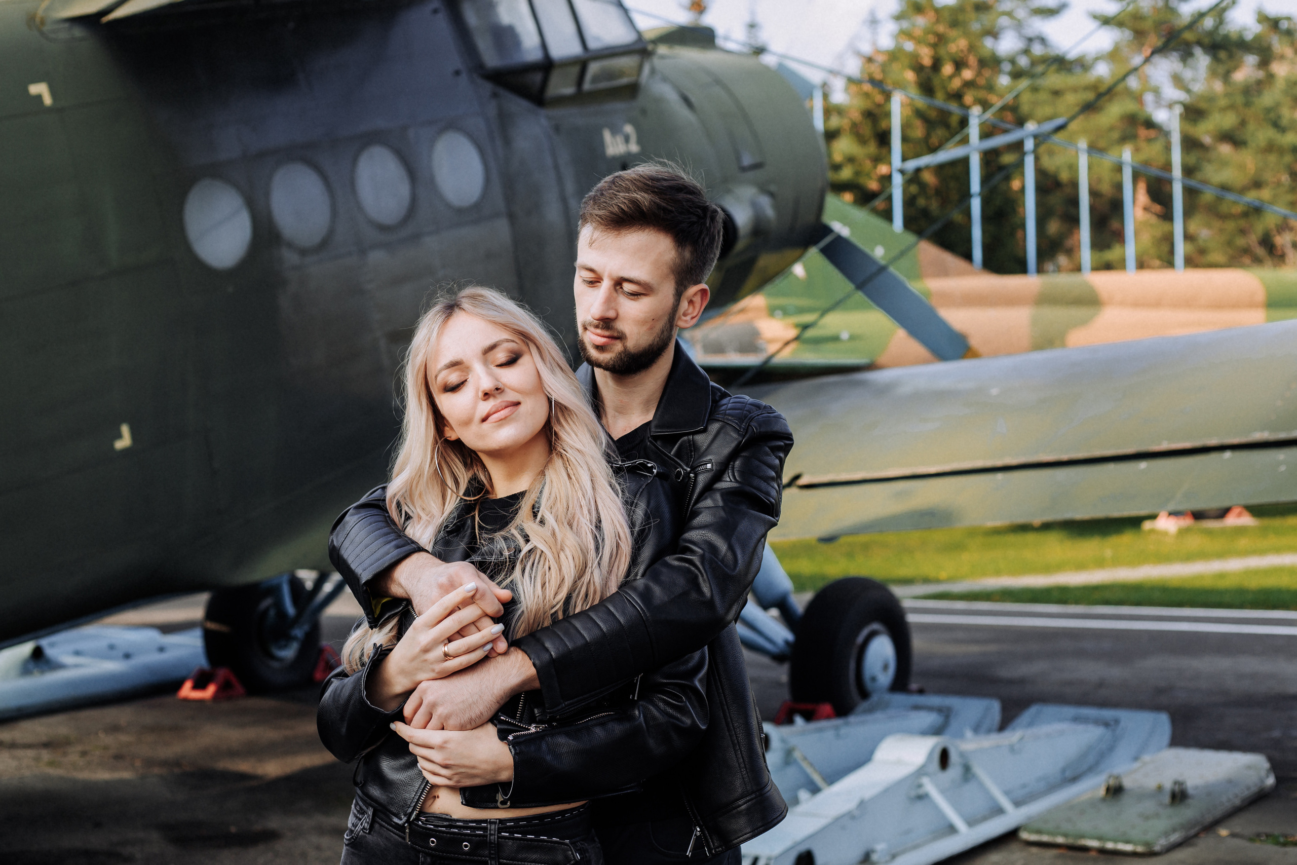 Julia and Zhenya. Wedding and family photographer