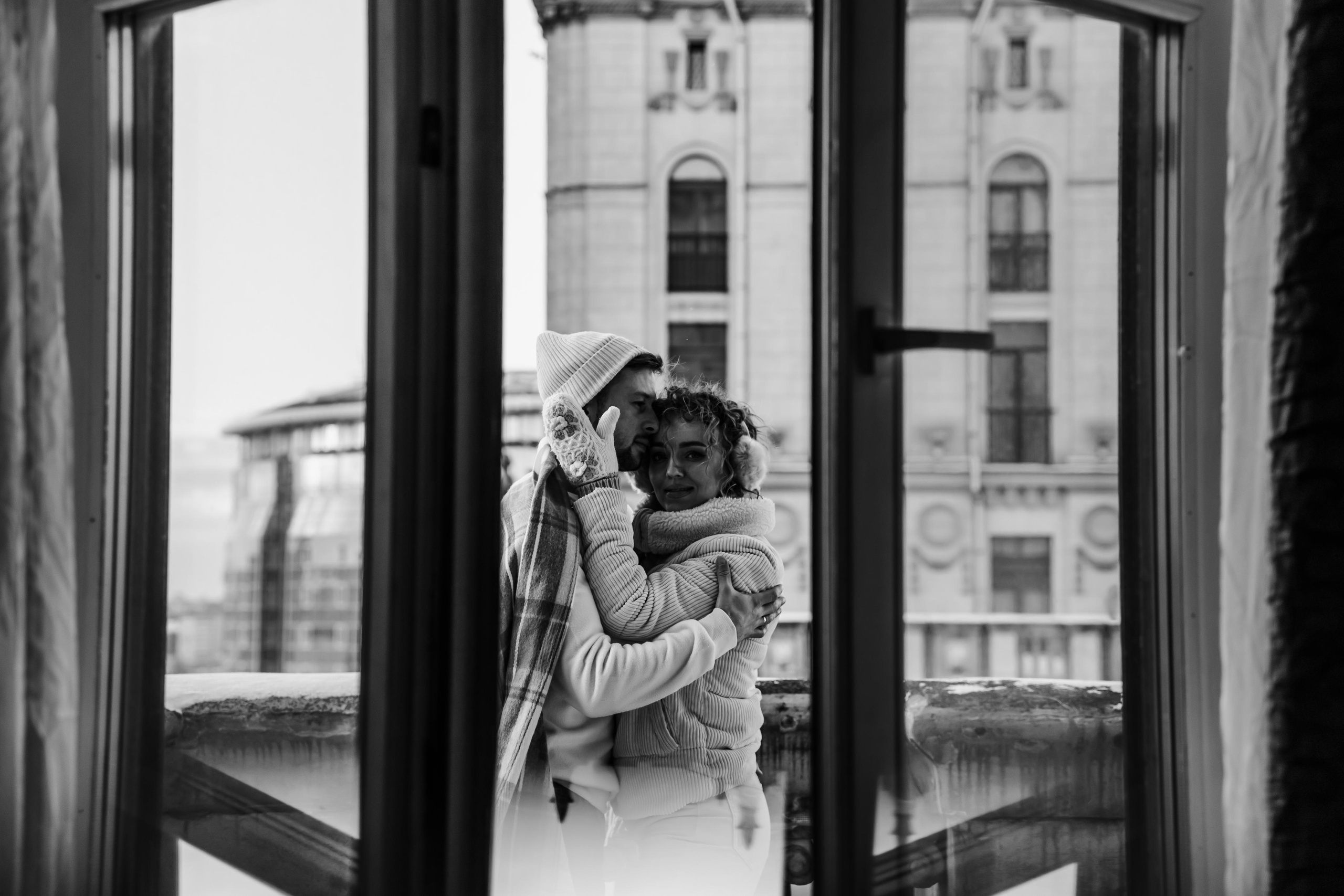 A winter fairy tale in the city center. Wedding and family photographer