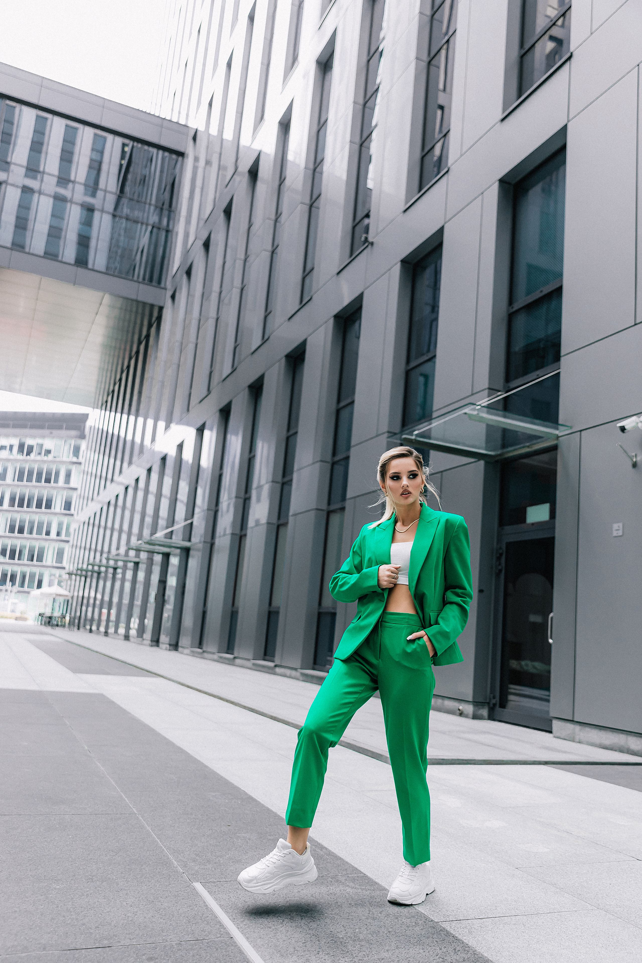 Kristine. Wedding and family photographer