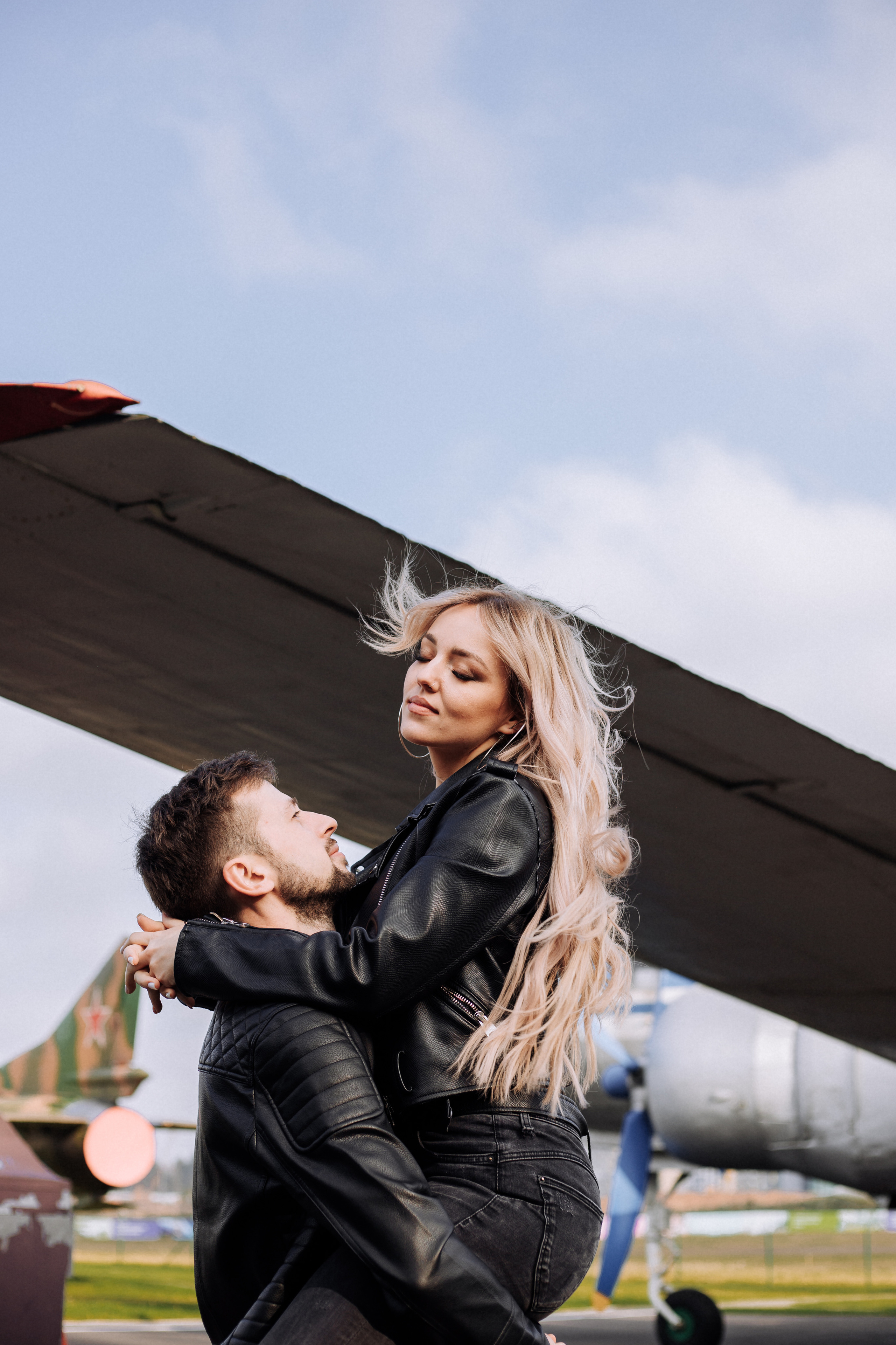 Julia and Zhenya. Wedding and family photographer