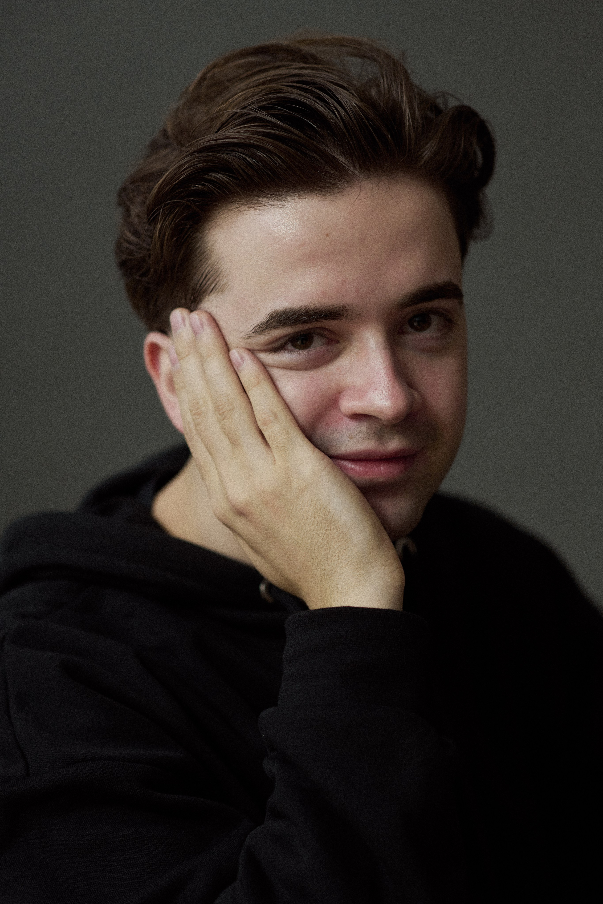 Headshot of Daniel Burger, Founder and Neuroengineer, Eightsix Scienc by photographer Victoria Ushkanova, Amsterdam