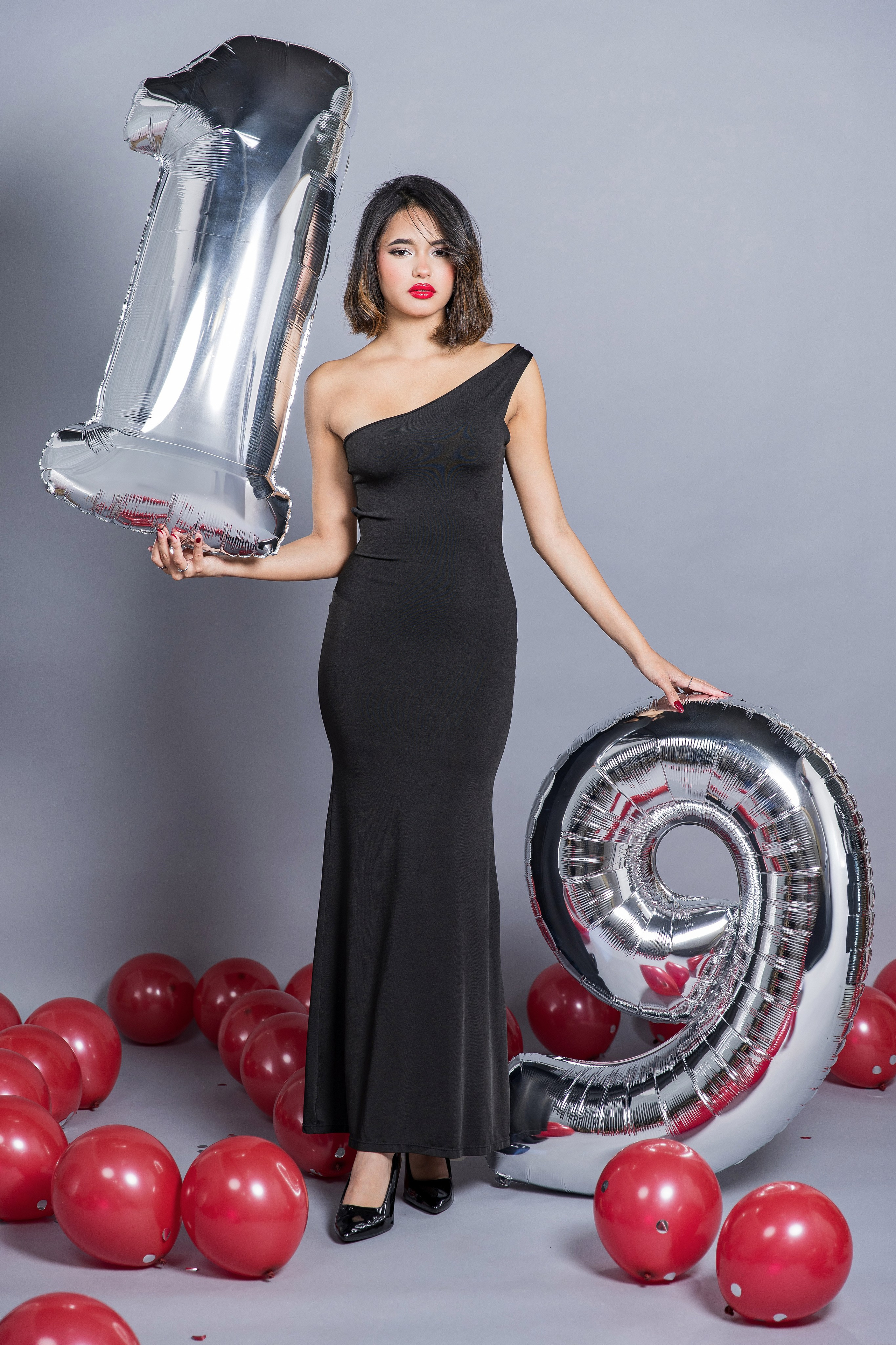 sesión de fotos cumpleaños, smash cake Madrid, sesión de fotos 15 años, sesión de retrato 19 años, sesión de cumpleaños Torrejón de Ardoz, estudio fotográfico Madrid