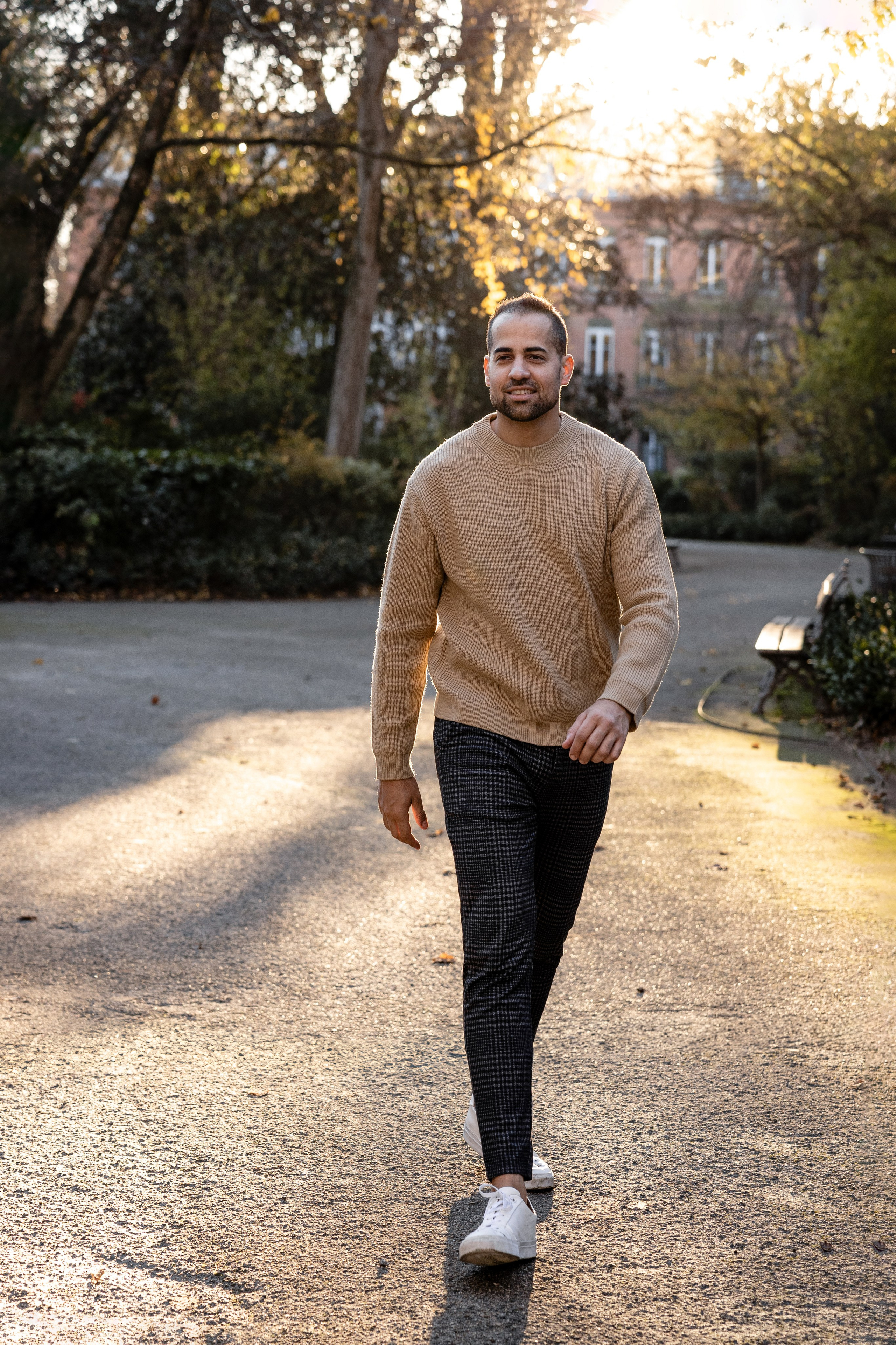 Tailored photo sessions for your personal brand. Eugenie Smirnova — wedding, corporate and lifestyle photographer in Toulouse and Southwest France