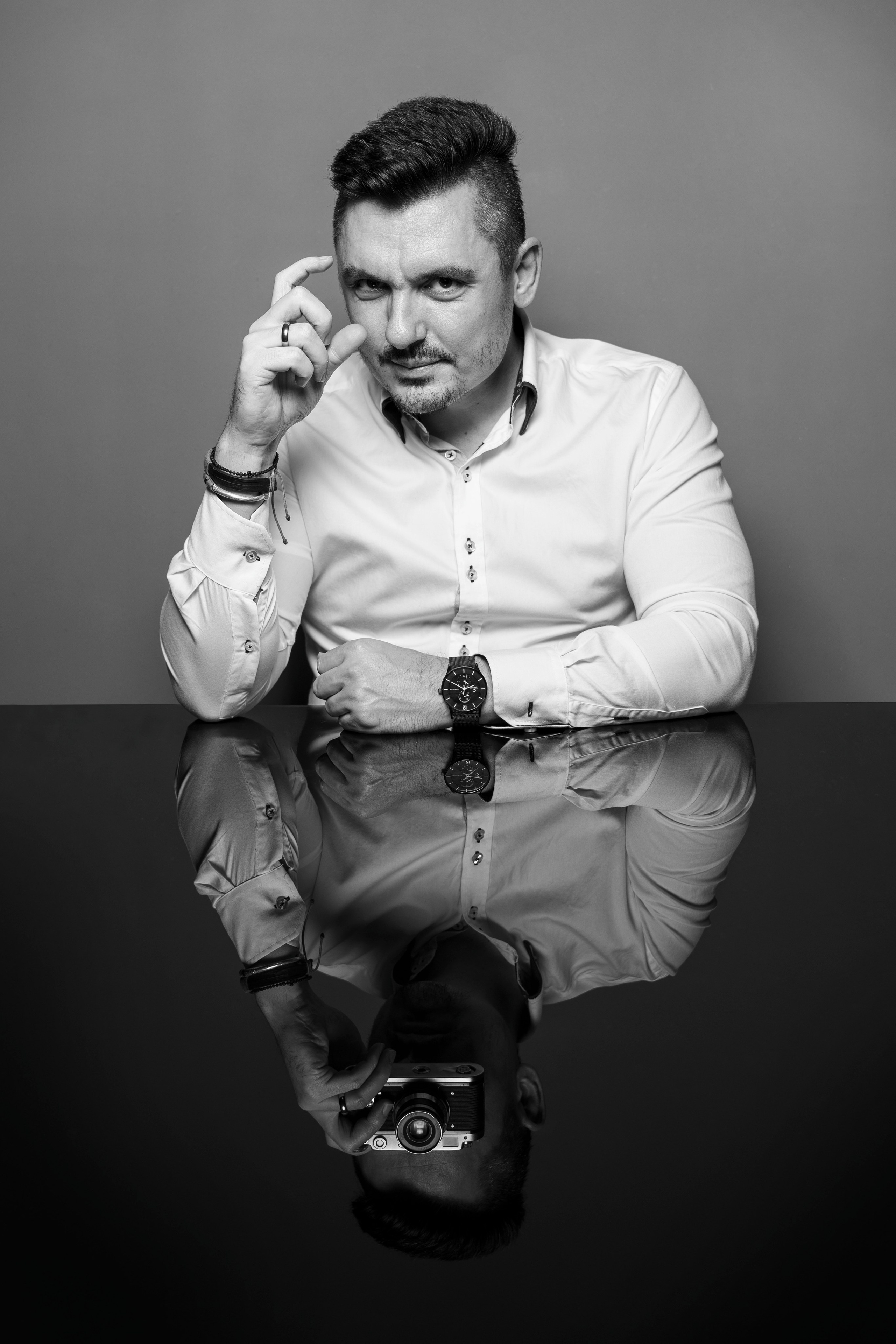 Контакти. Фототека