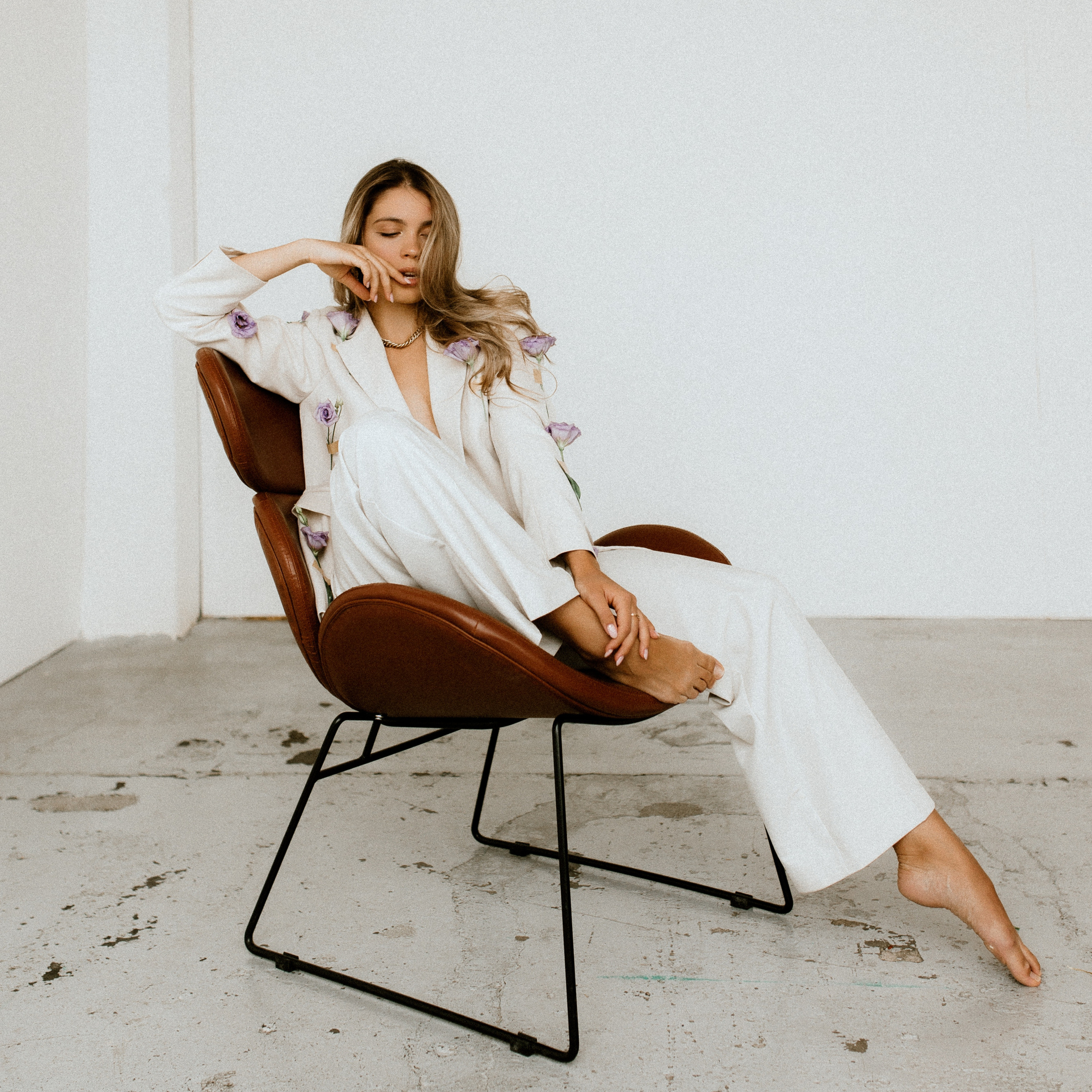 Contact. Wedding & love story photographer Prague, Europe Elizaveta Gritsenko