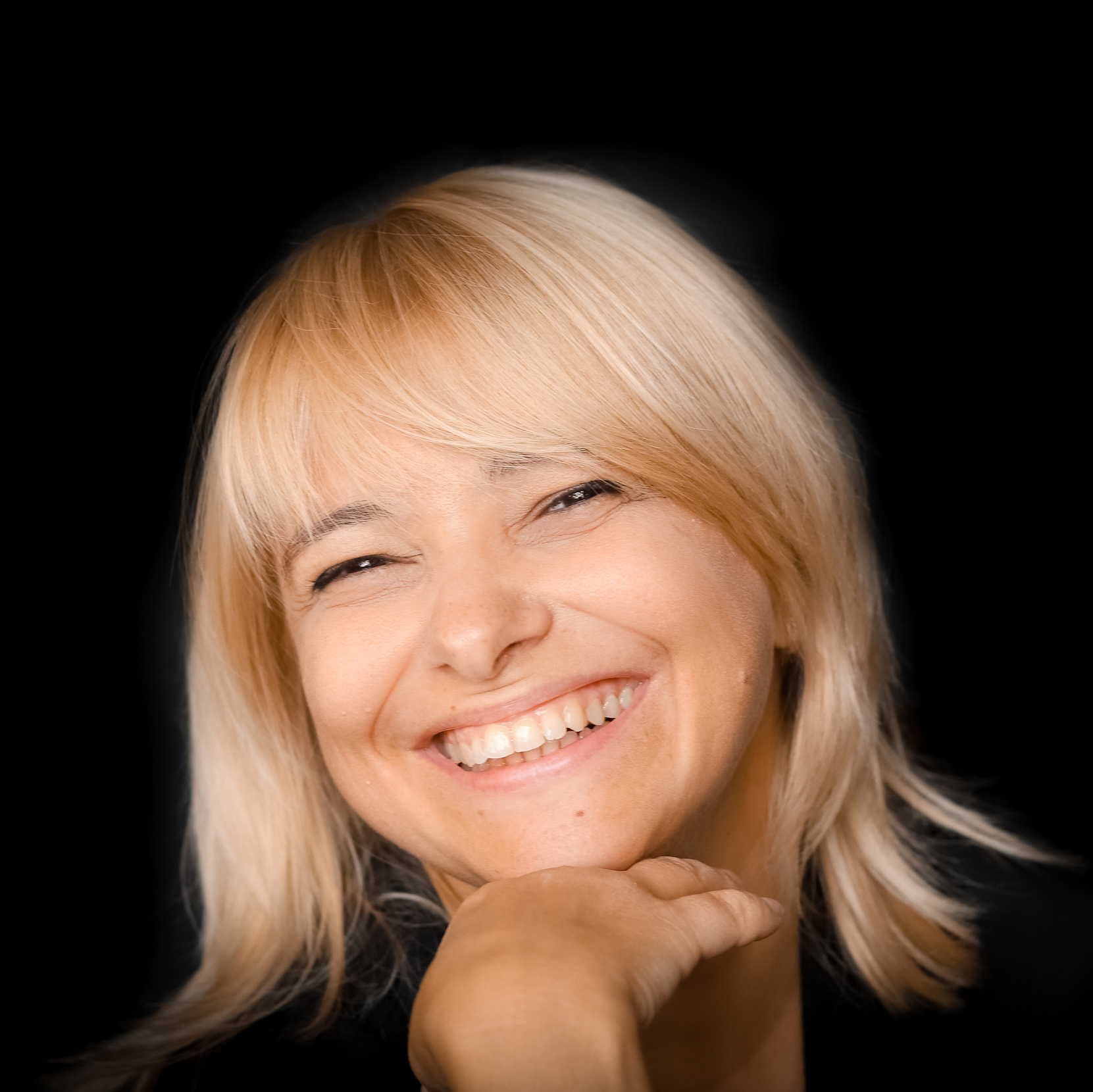 Family & children’s photographer in Herts & West London Iryna Blair