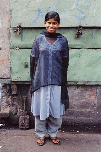 CAFE DEL PHOTO #89 «Рождённые в борделях». Școala de fotografie lui Roman Ribaliov. Orașul Chișinău, Moldova