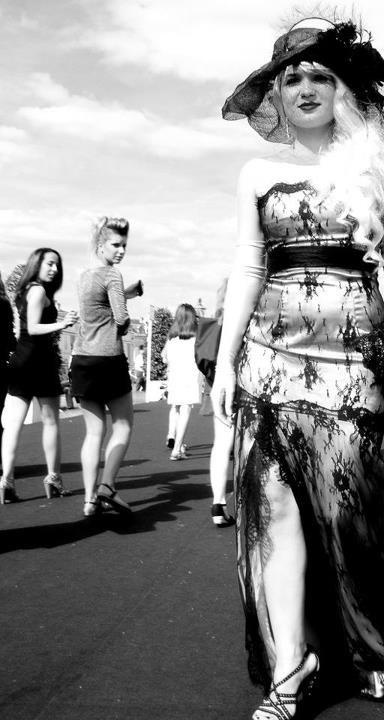 АИNA Vernov Nous avons besoin des photographes ANNA Chantilly 