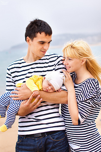 Domowa sesja zdjęciowa dla dzieci w Hiszpanii. Fotograf w Barcelonie Hiszpanii Maslik Yulia