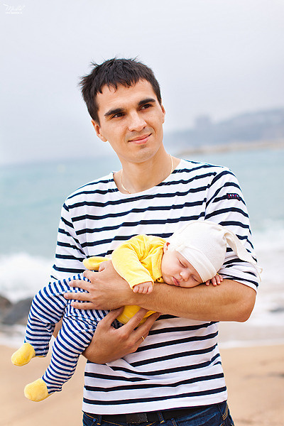 Domowa sesja zdjęciowa dla dzieci w Hiszpanii. Fotograf w Barcelonie Hiszpanii Maslik Yulia